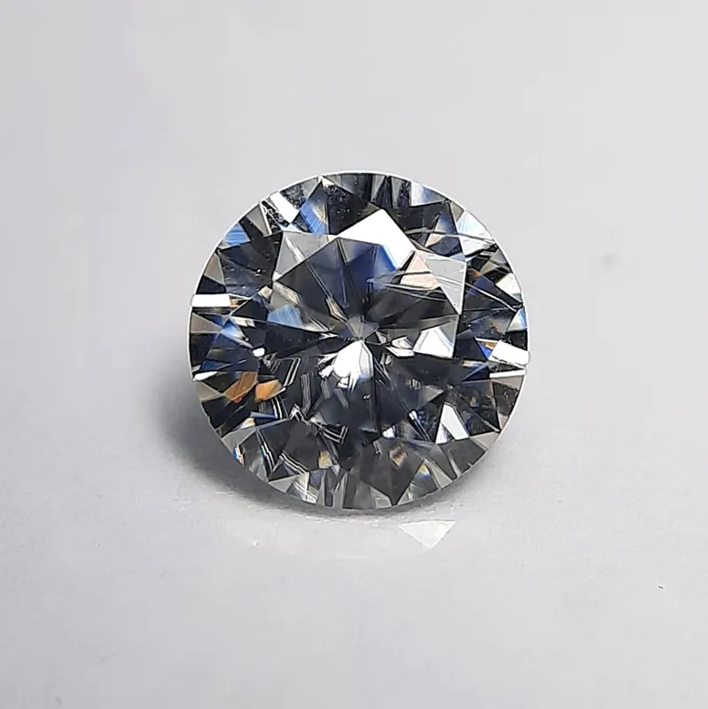 موزانایت سفیداورجینال روسی.قطر8میلیمتر