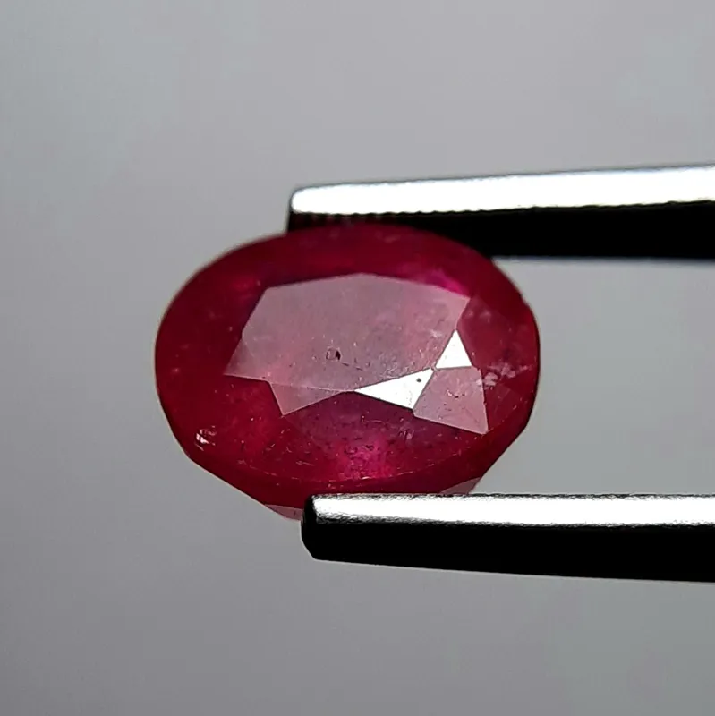 یاقوت دونه اناری معدنی برمه .کد28