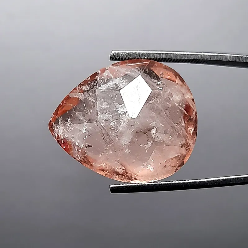کوارتز یخی خوشرنگ معدنی.کد12