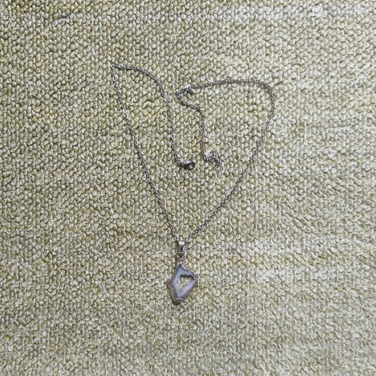 آویز سنگ بدلیجات