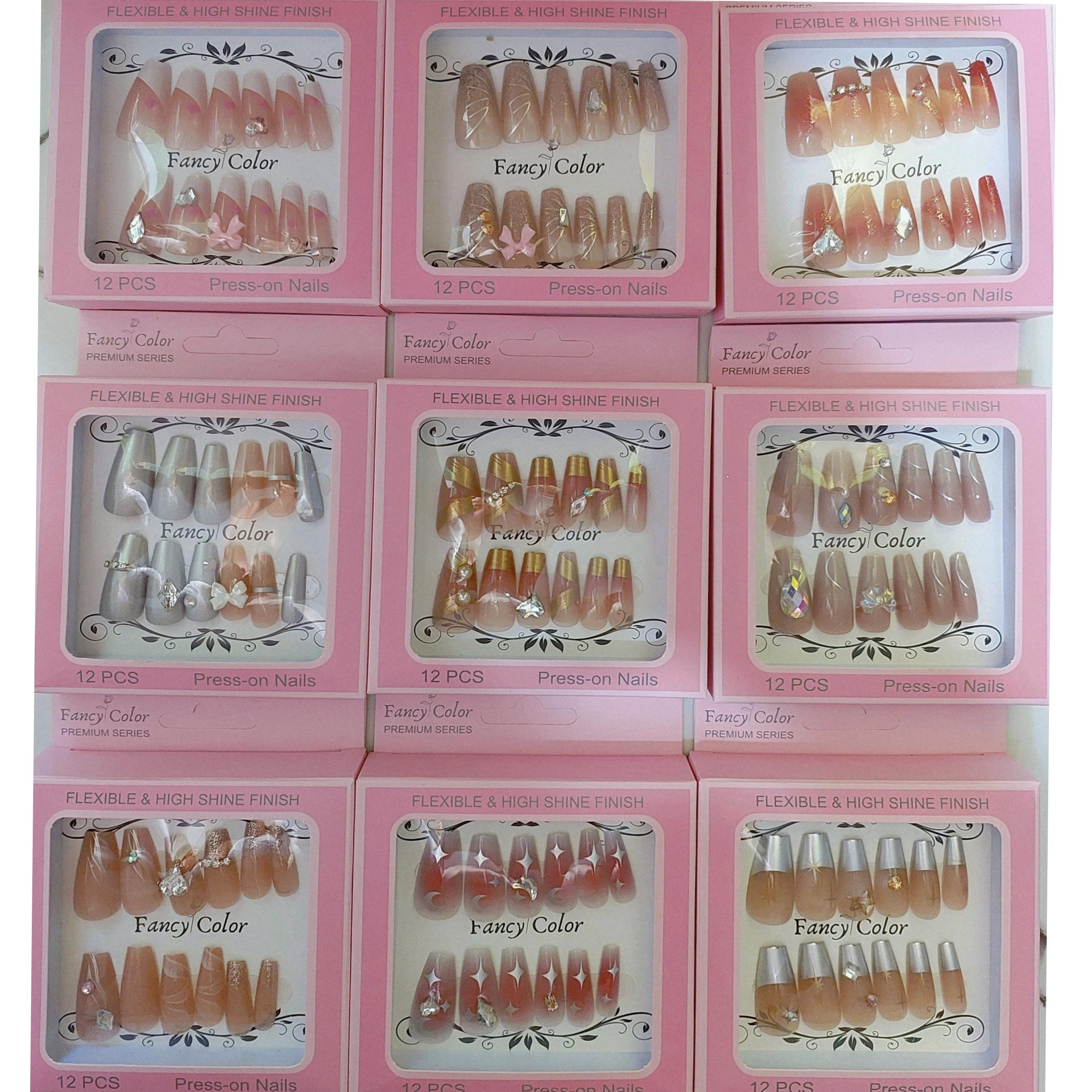 ناخن مصنوعی پشت چسبدار 9طرح