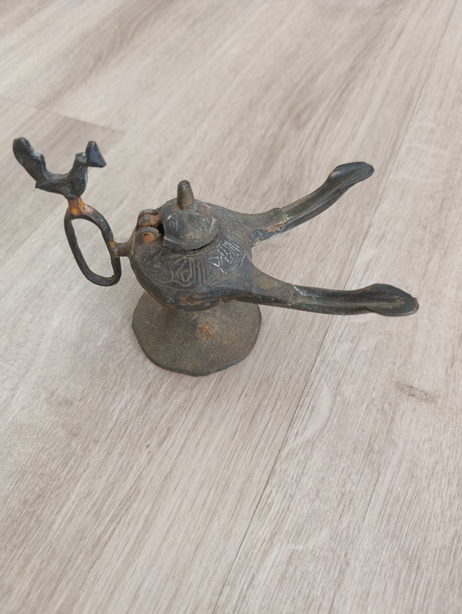چراغ پی سوز آنتیک برنج