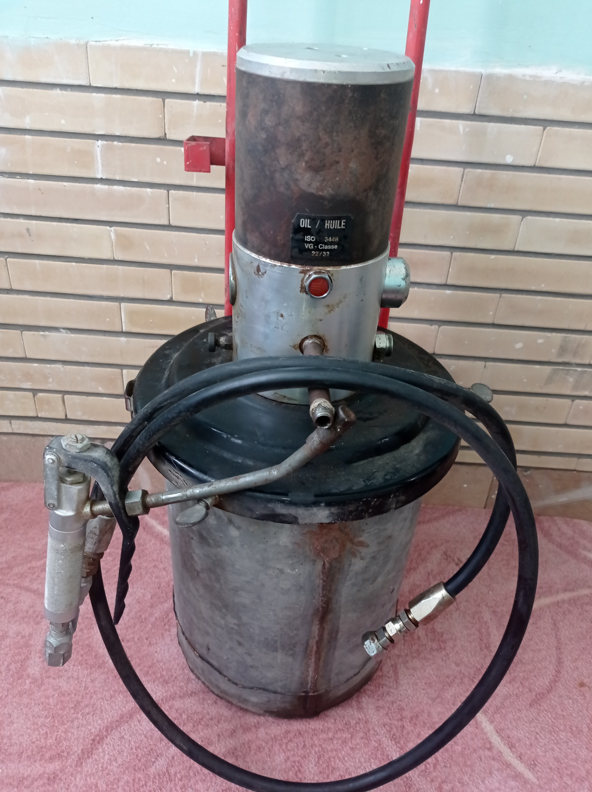 گریس پمپ بادی آلمانی Lumatic