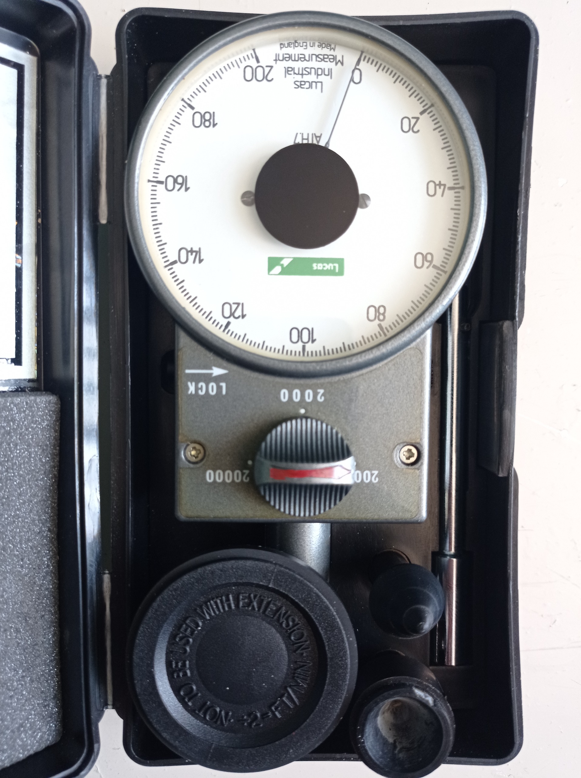 دور سنج انگلیسی Lucas