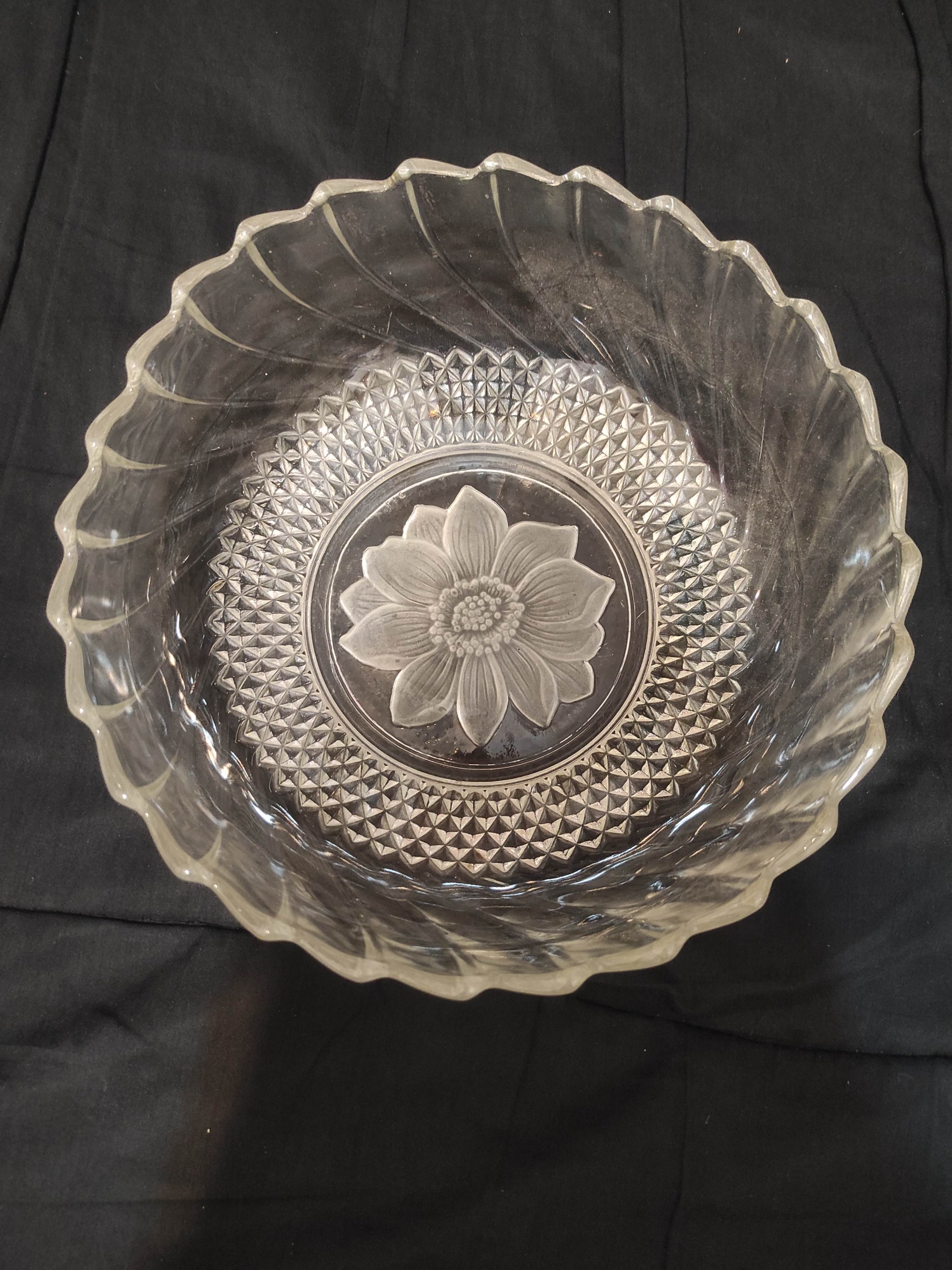 کاسه بزرگ میوه خوری