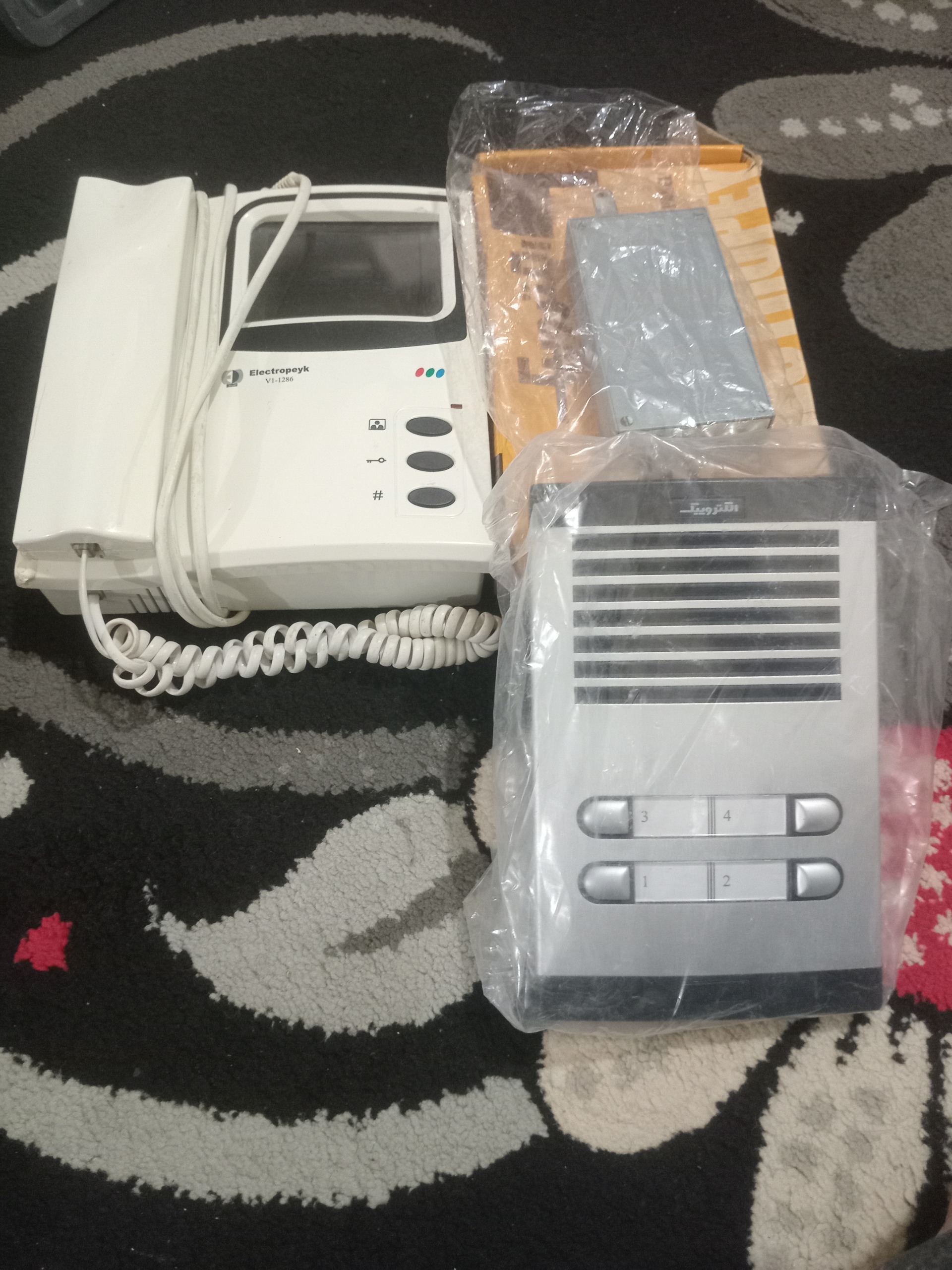 آیفون تصویری 4 طبقه