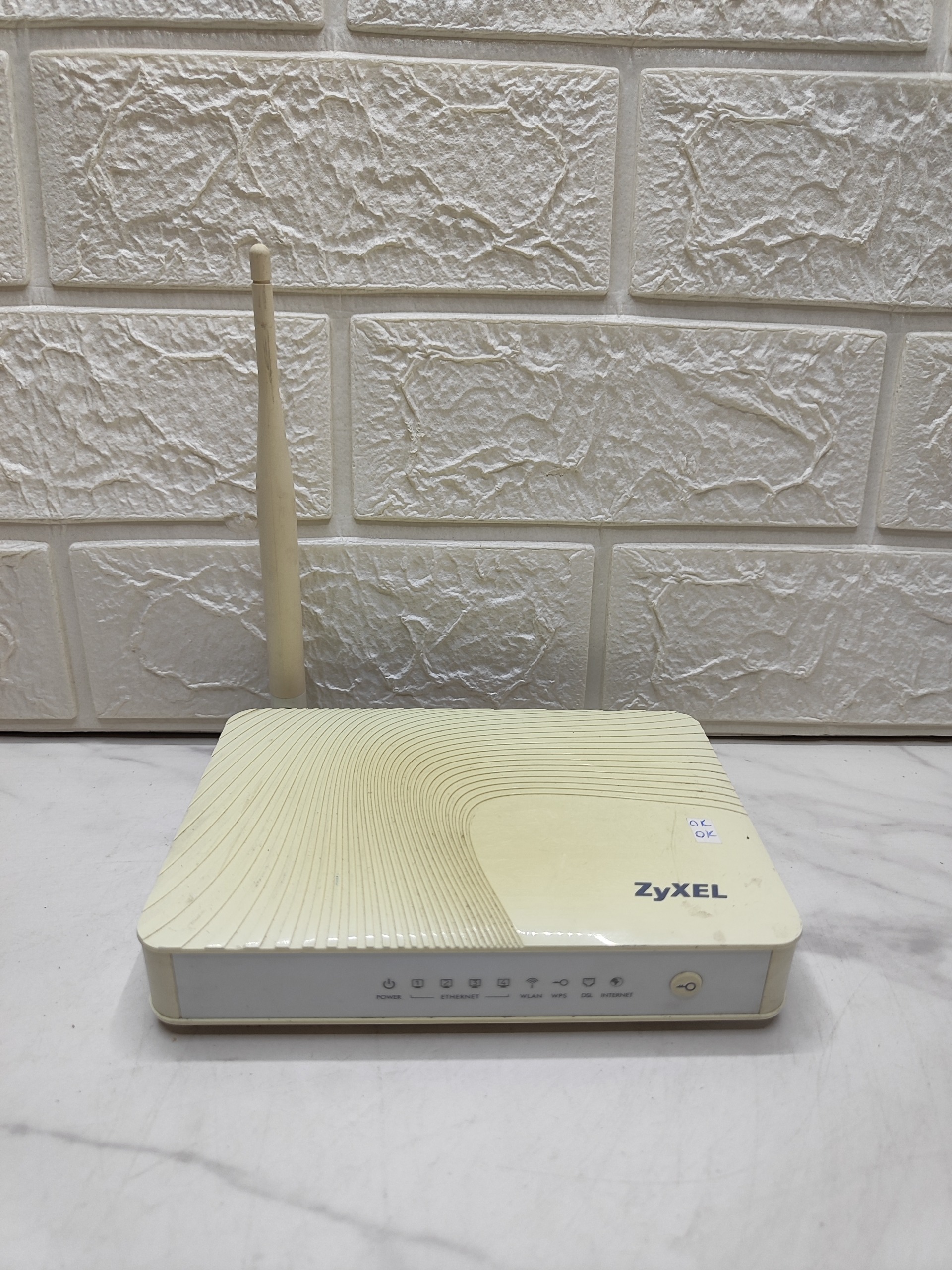 مودم زایکسل وایرلس سالم