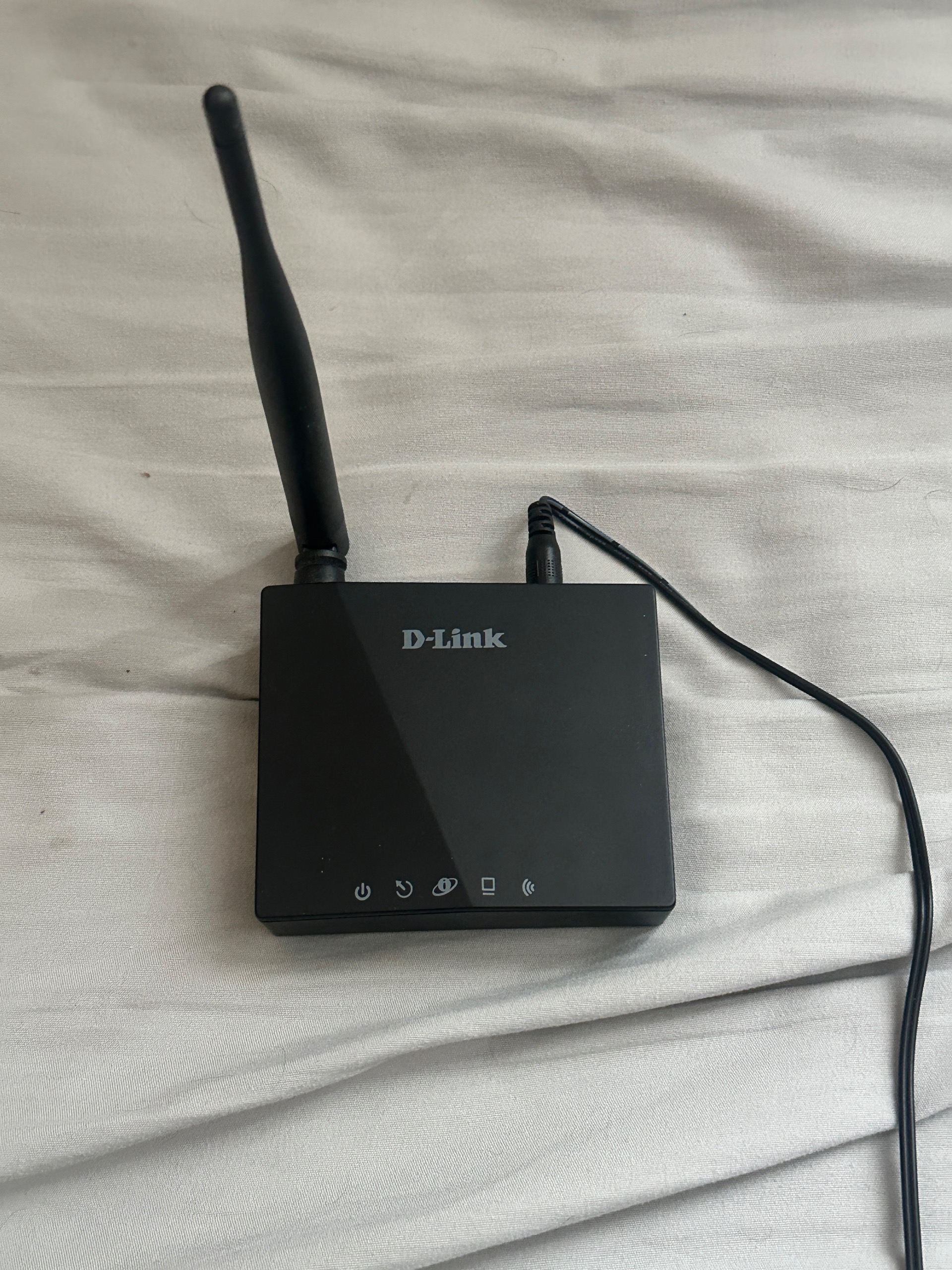 مودم D-link Adsl مدل DSL-2700U