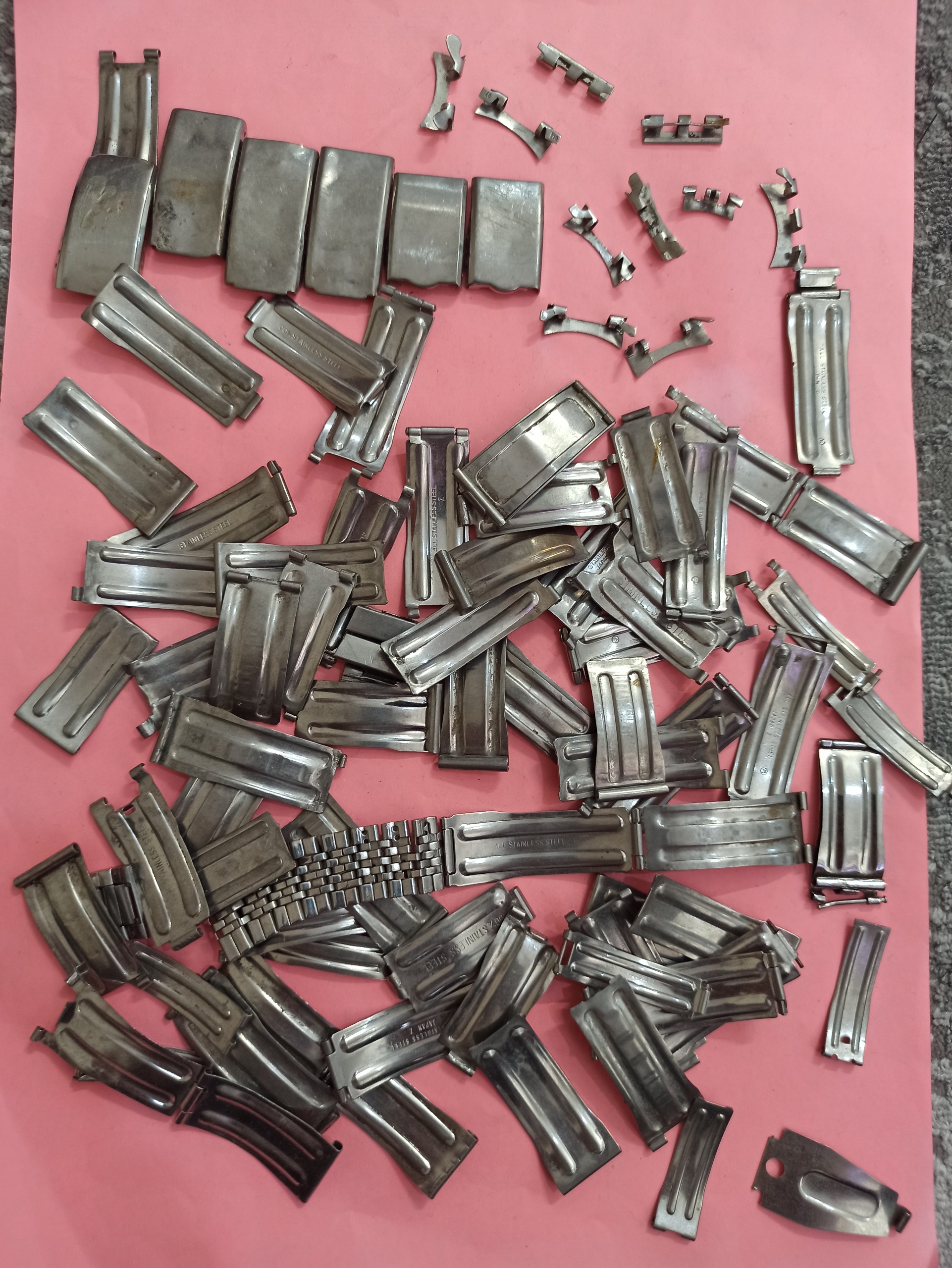 قفل بند ساعت