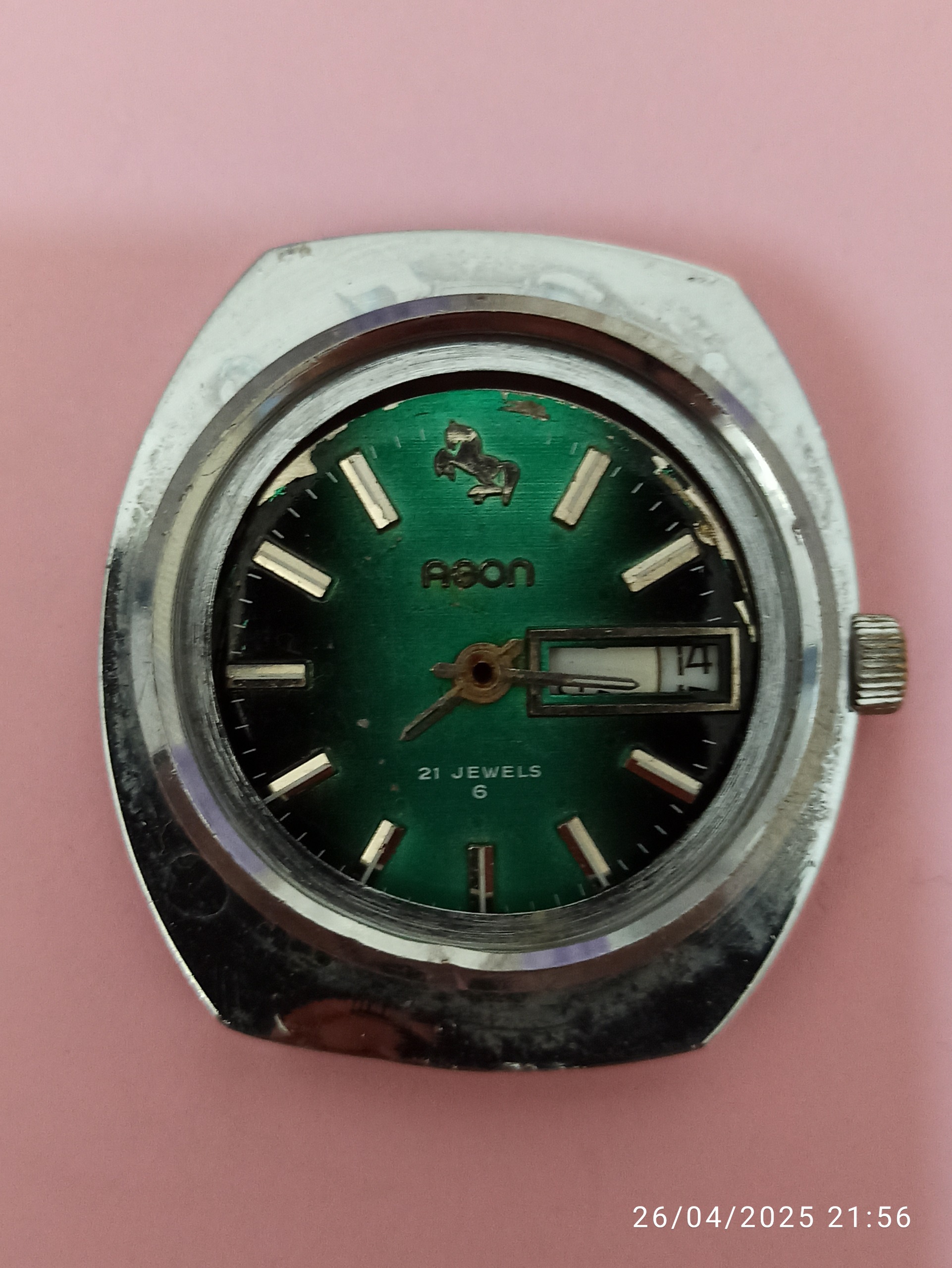 ساعت کوکی آگون سوئیسی