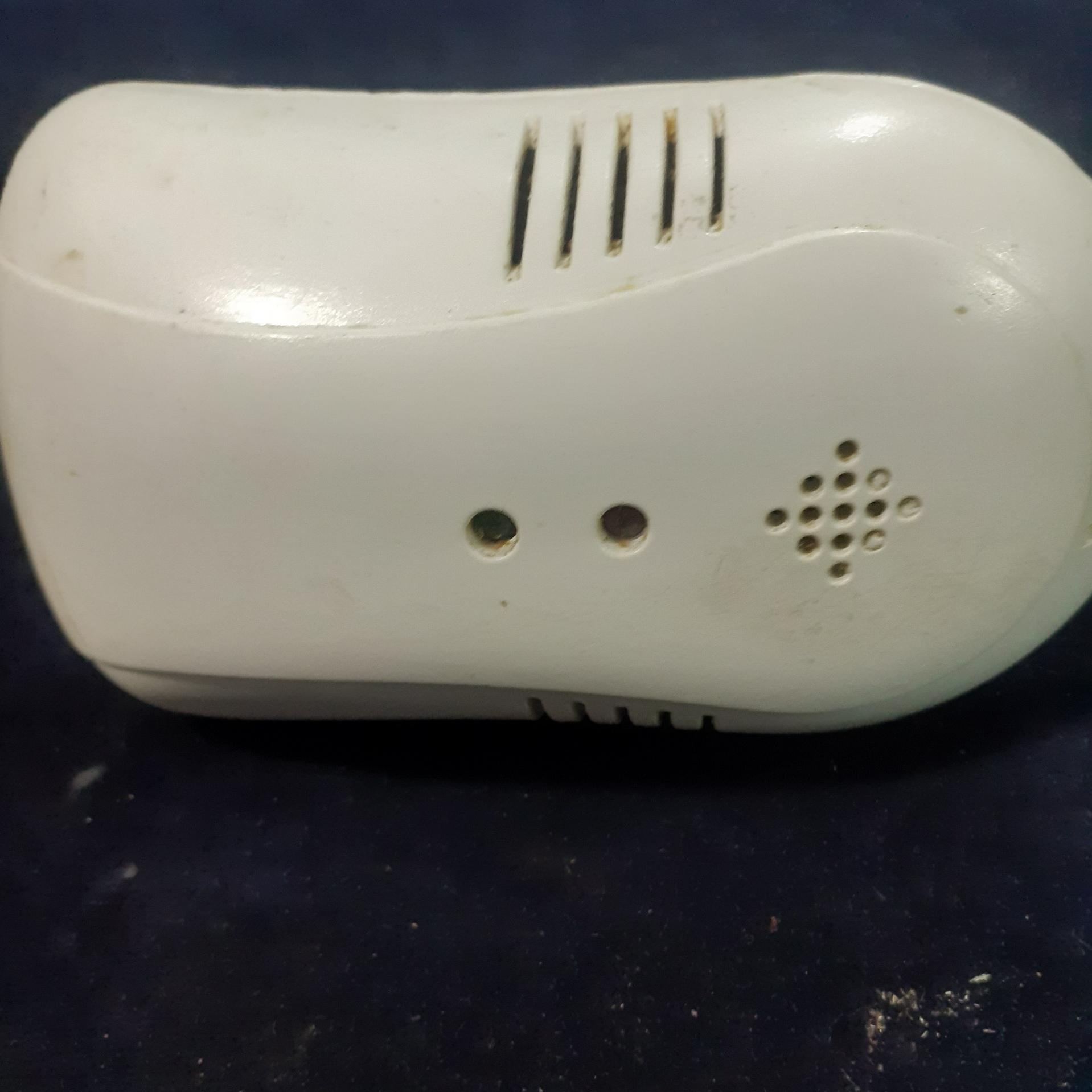 دستگاه دفع حشرات موزی