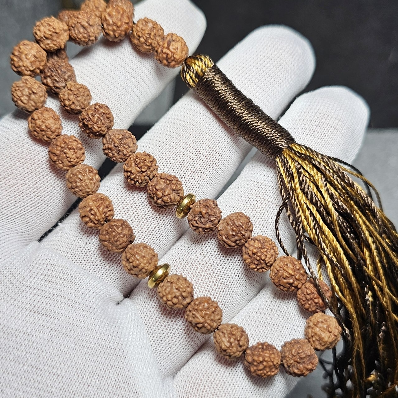 تسبیح 33 دانه رودراکشا اصلی کد 36343