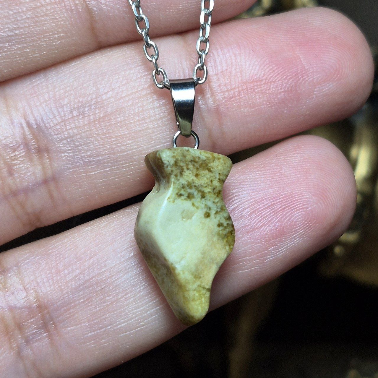 گردن آویز شاه مقصود کهنه معدنی کد k1102