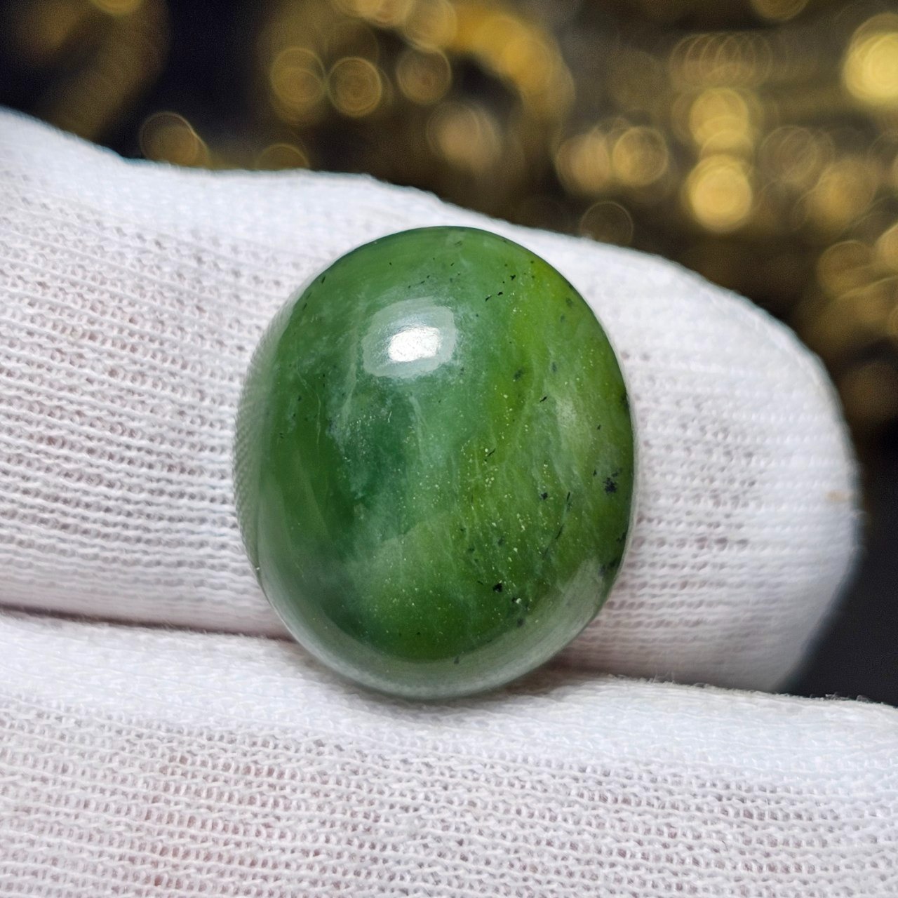 نگین سنگ یشم خوش رنگ معدنی کد 36778