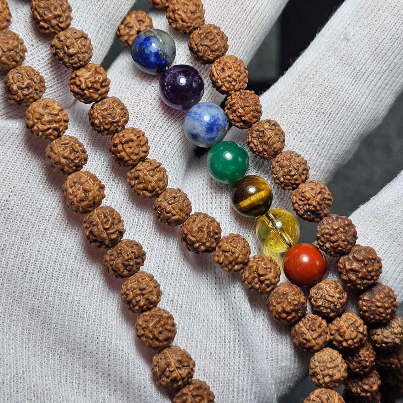 تسبیح 101 دانه رودراکشا و هفت سنگ کد  36719