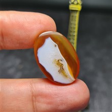 نگین