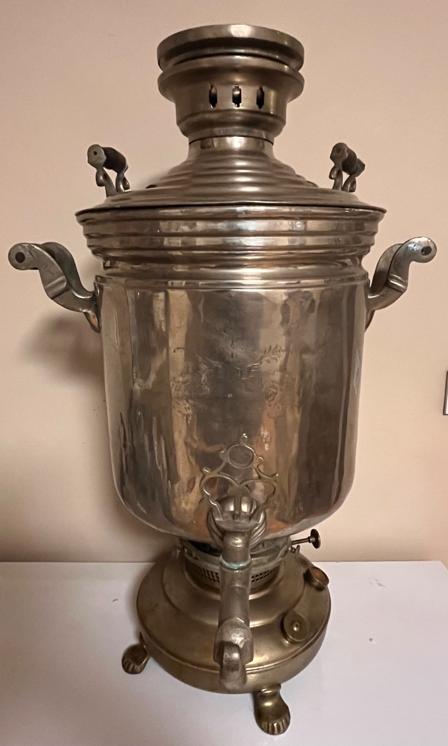 سماور قدیمی نفتی