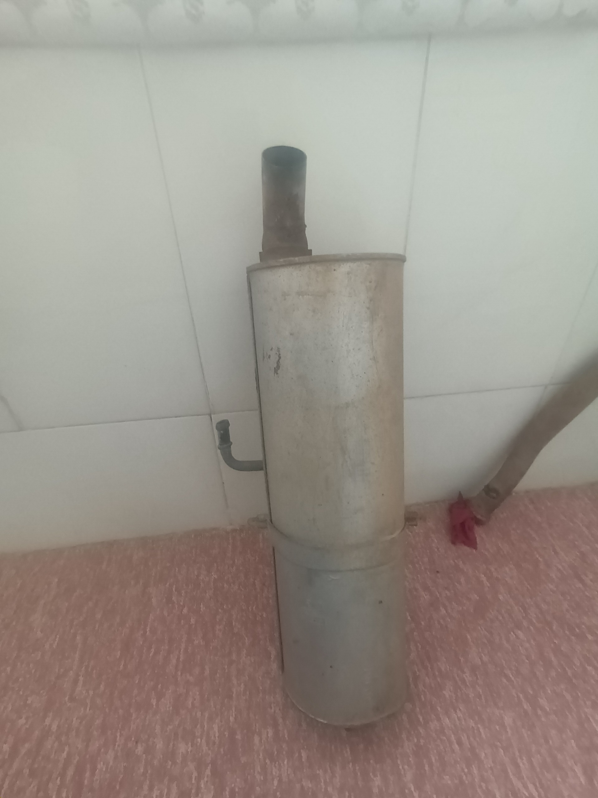 منبع اگزوز 206 اصل فرانسه سالم ومرتب