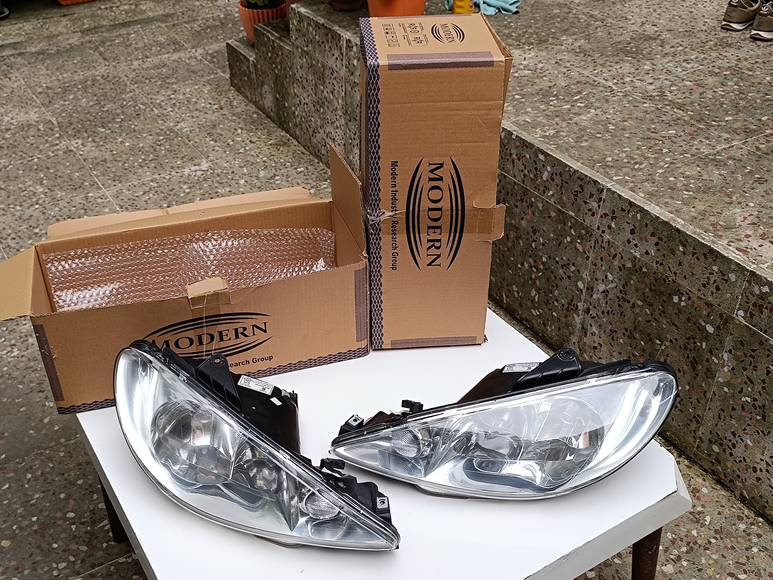 چراغ جلو 206 جفت