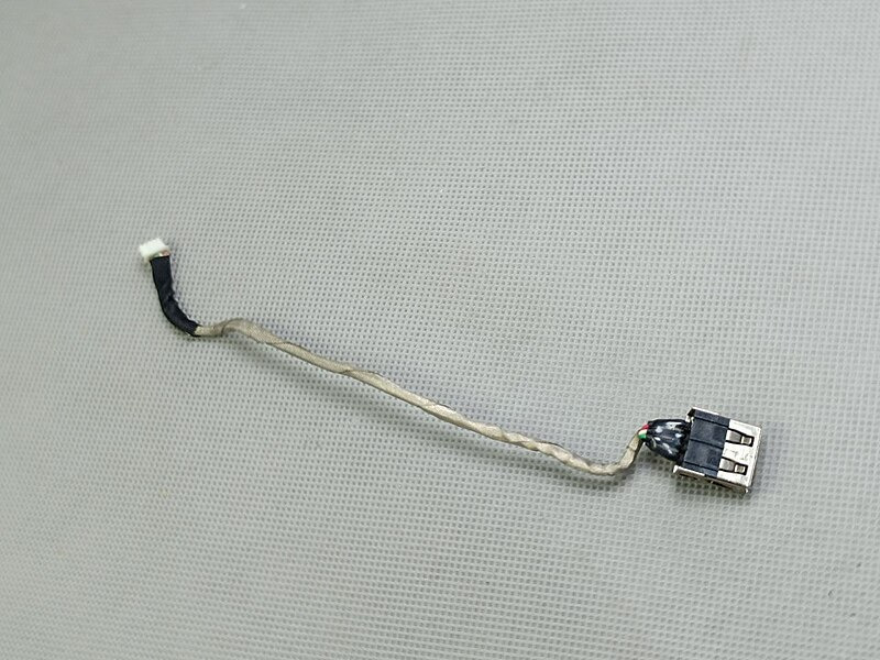 سوکت USB لپتاپ Fujitsu AH530