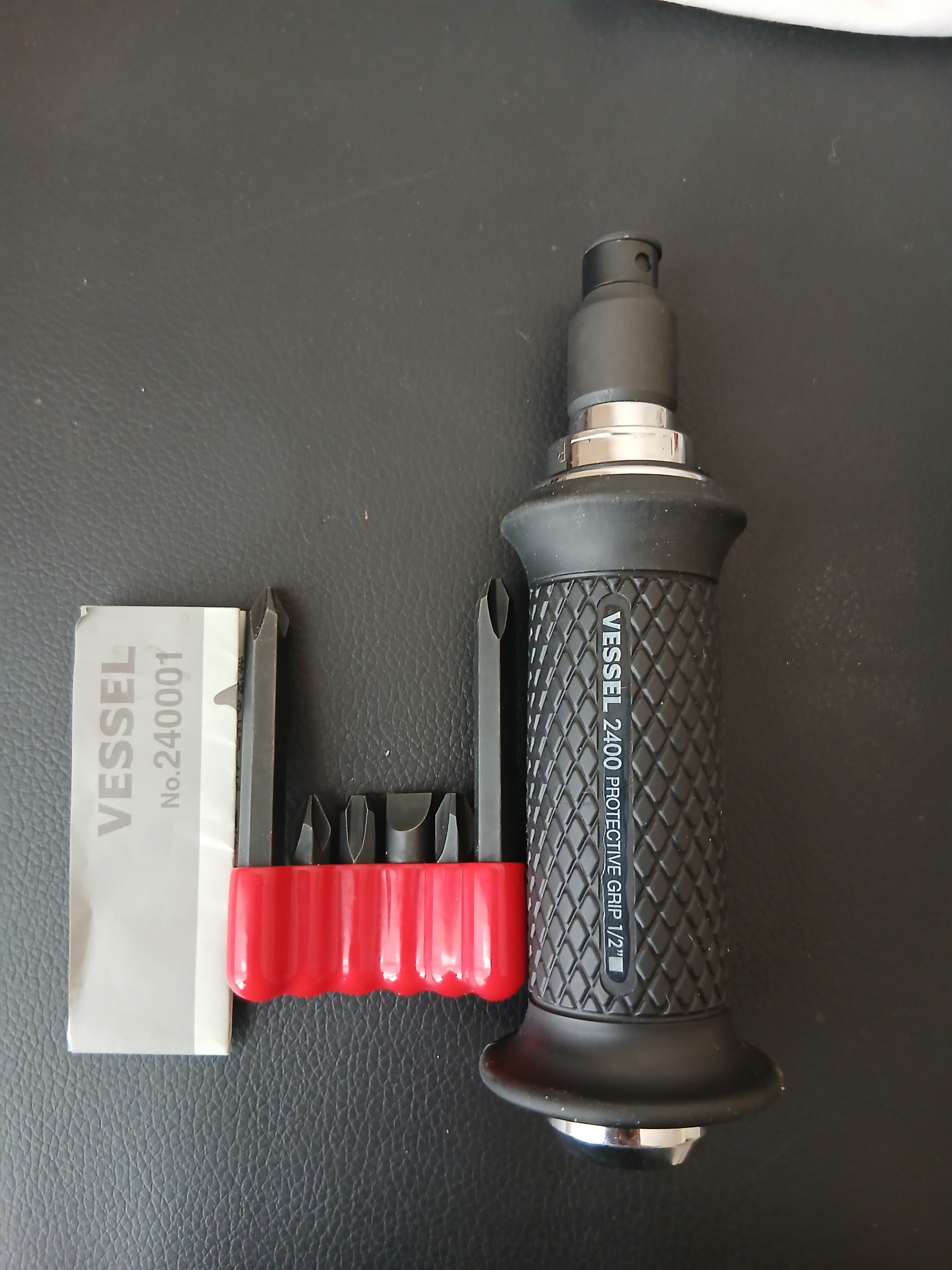 پیچ گوشتی ضربه خور وسل vessel