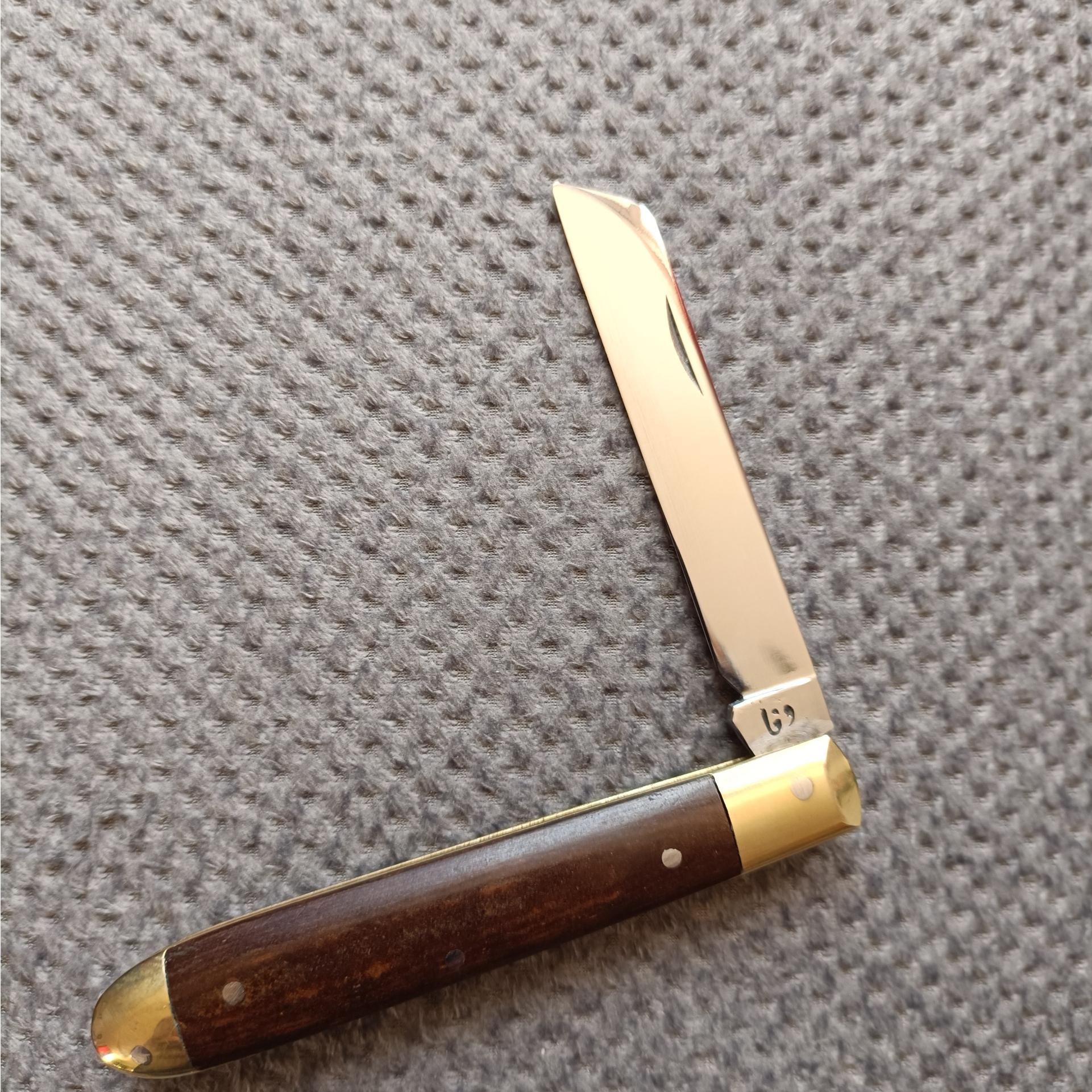 قلمتراش استاد وفا