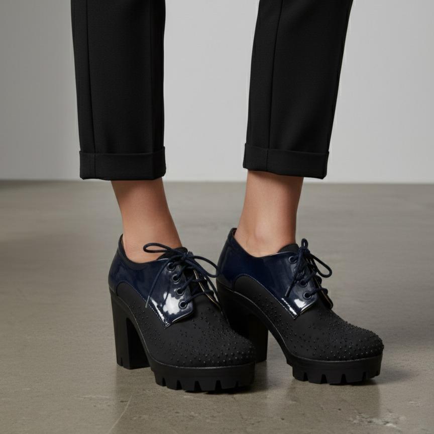 کفش مجلسی پاشنه دار زنانه رنگ سورمه ای