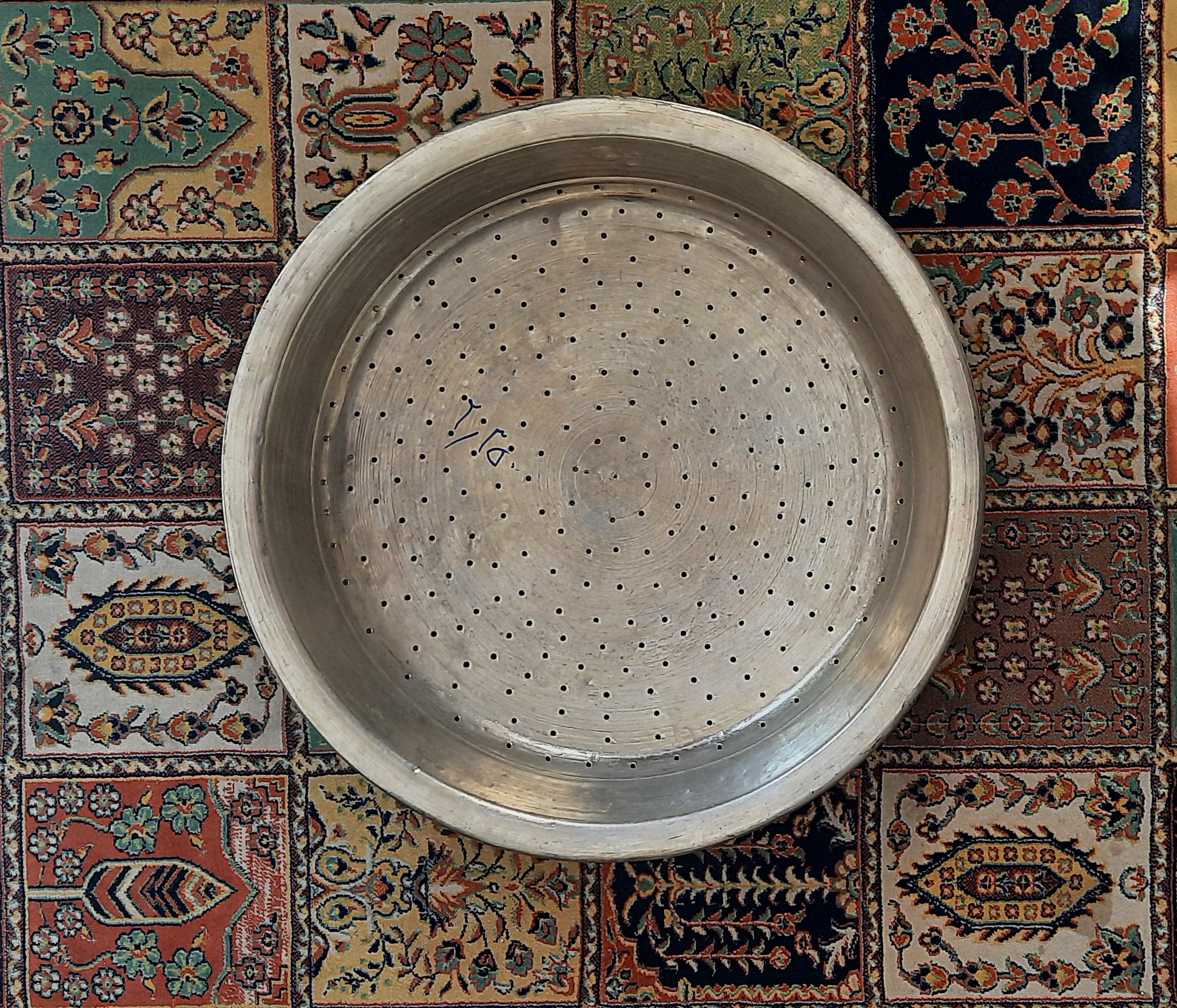 آبکش مسی دست ساز قدیمی قطر 50