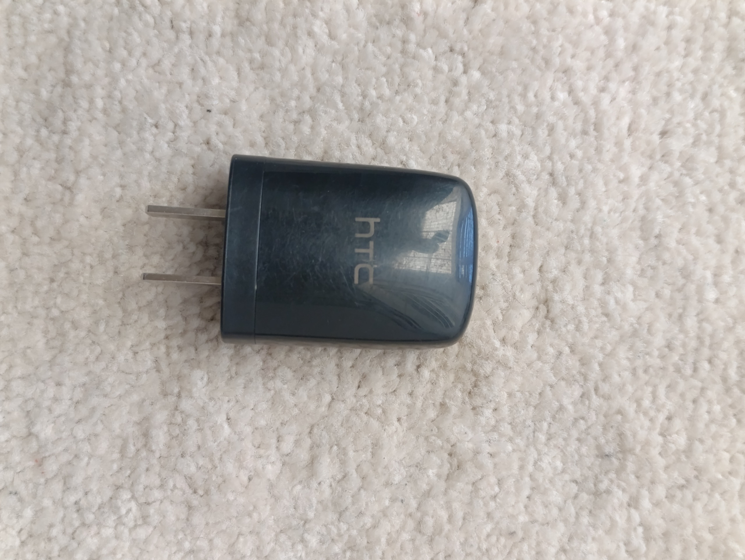 شارژر اورجینال رو کارتنی گوشی های HTC اچ تی سی