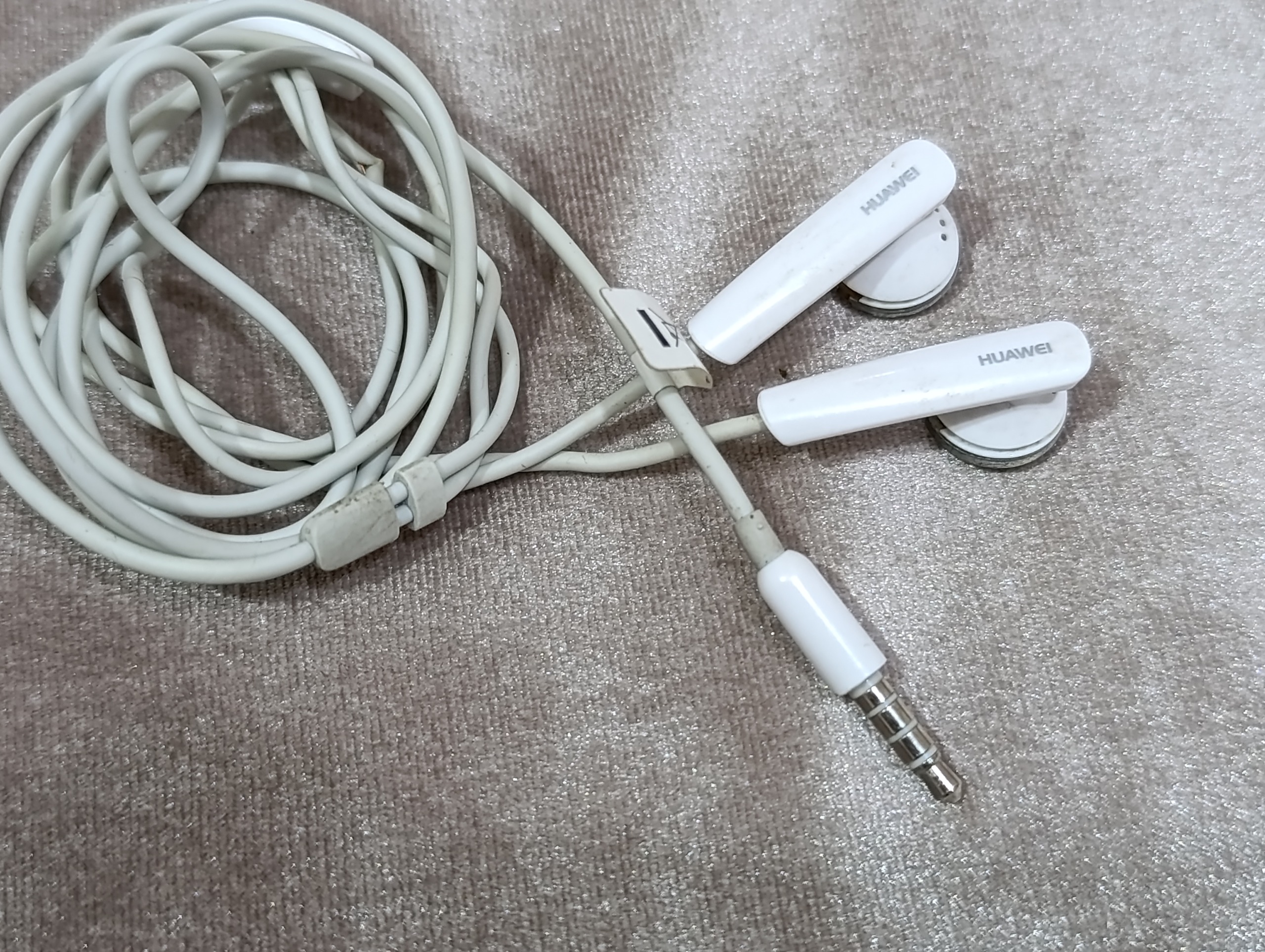 هندزفری اورجینال اصل رو کارتونی گوشی هواوی