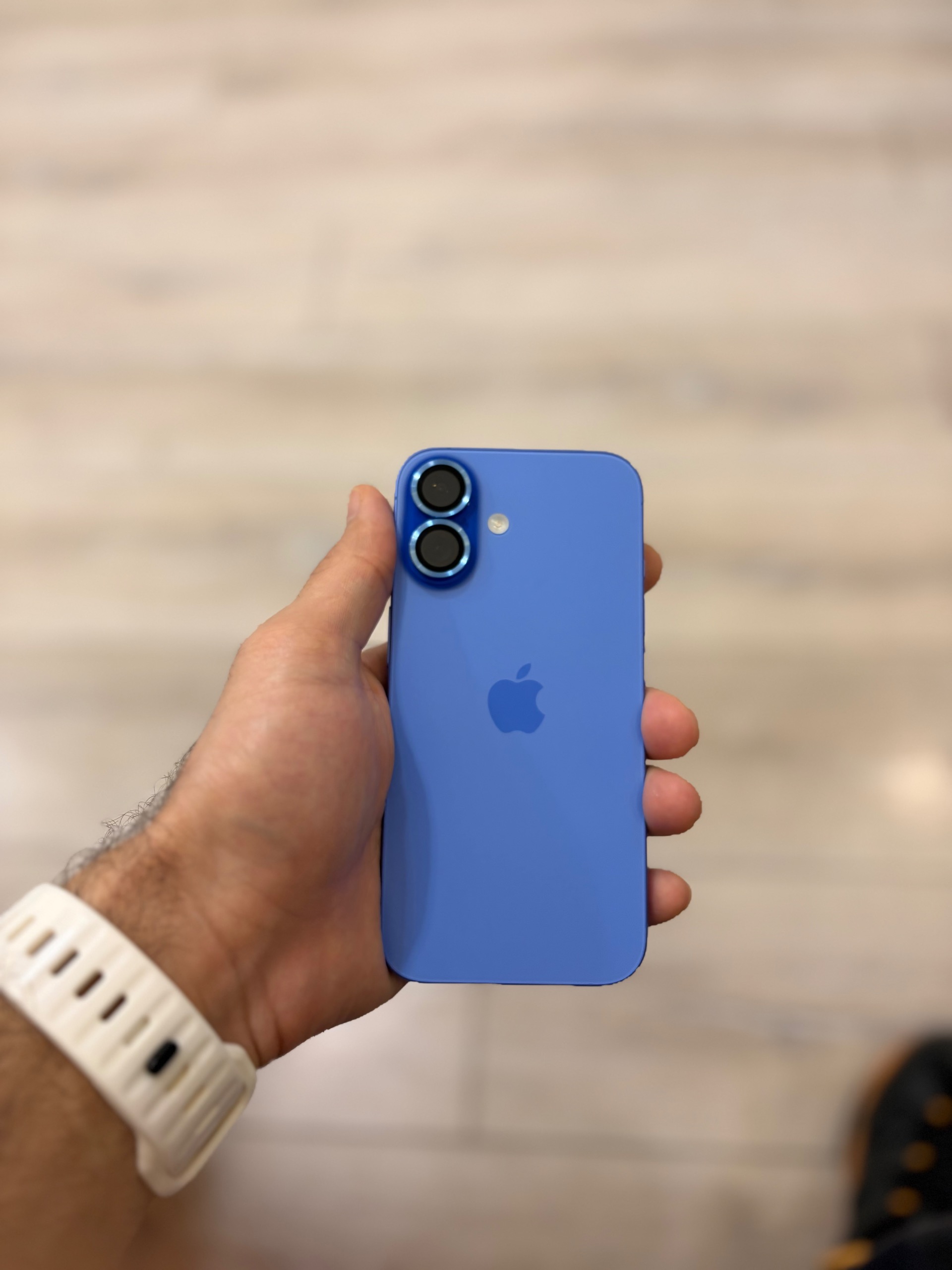Apple iPhone 16 اپل آیفون