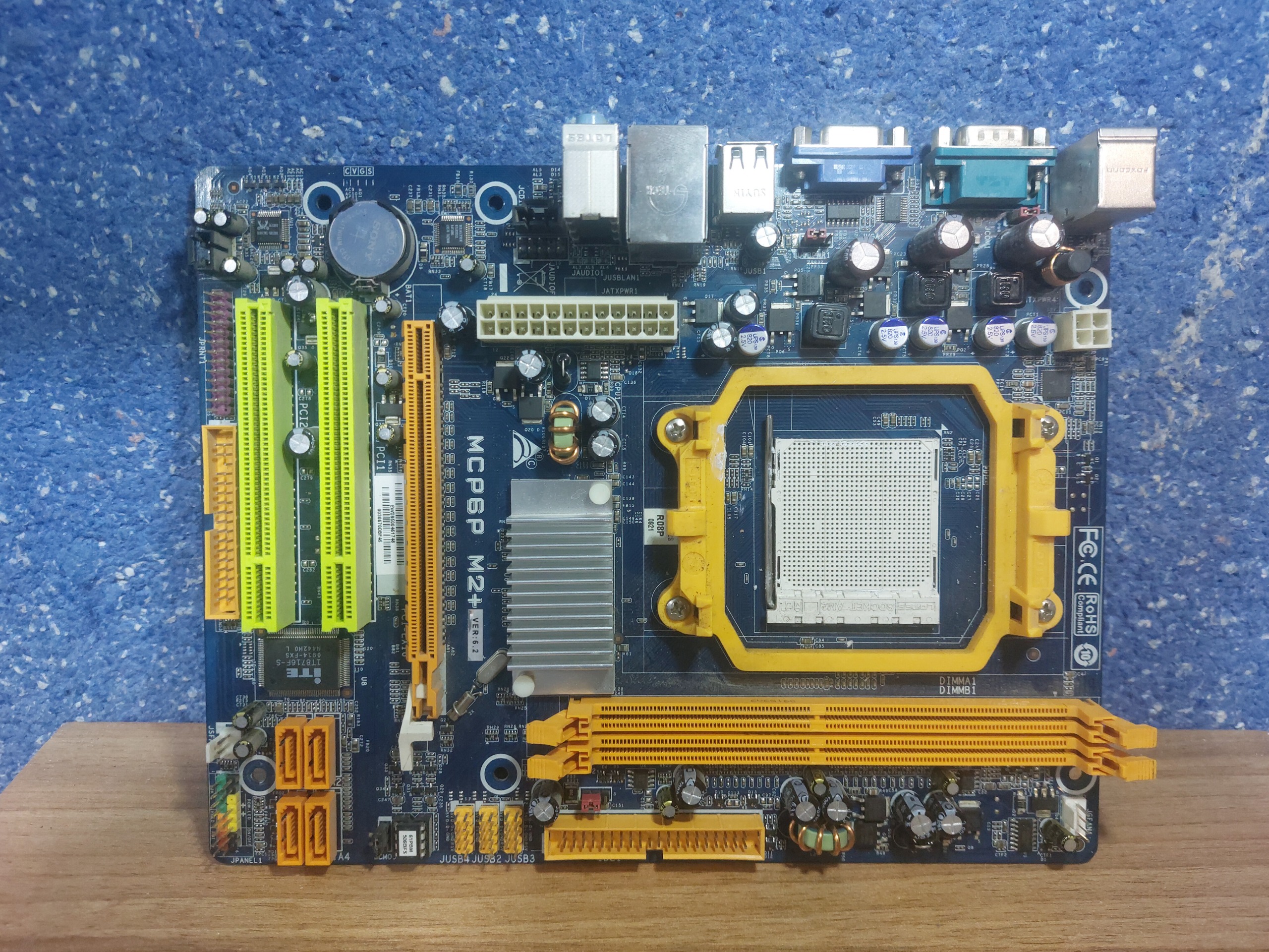 مادربرد ddr2 با پنل mcp6p m2 ver 6.2