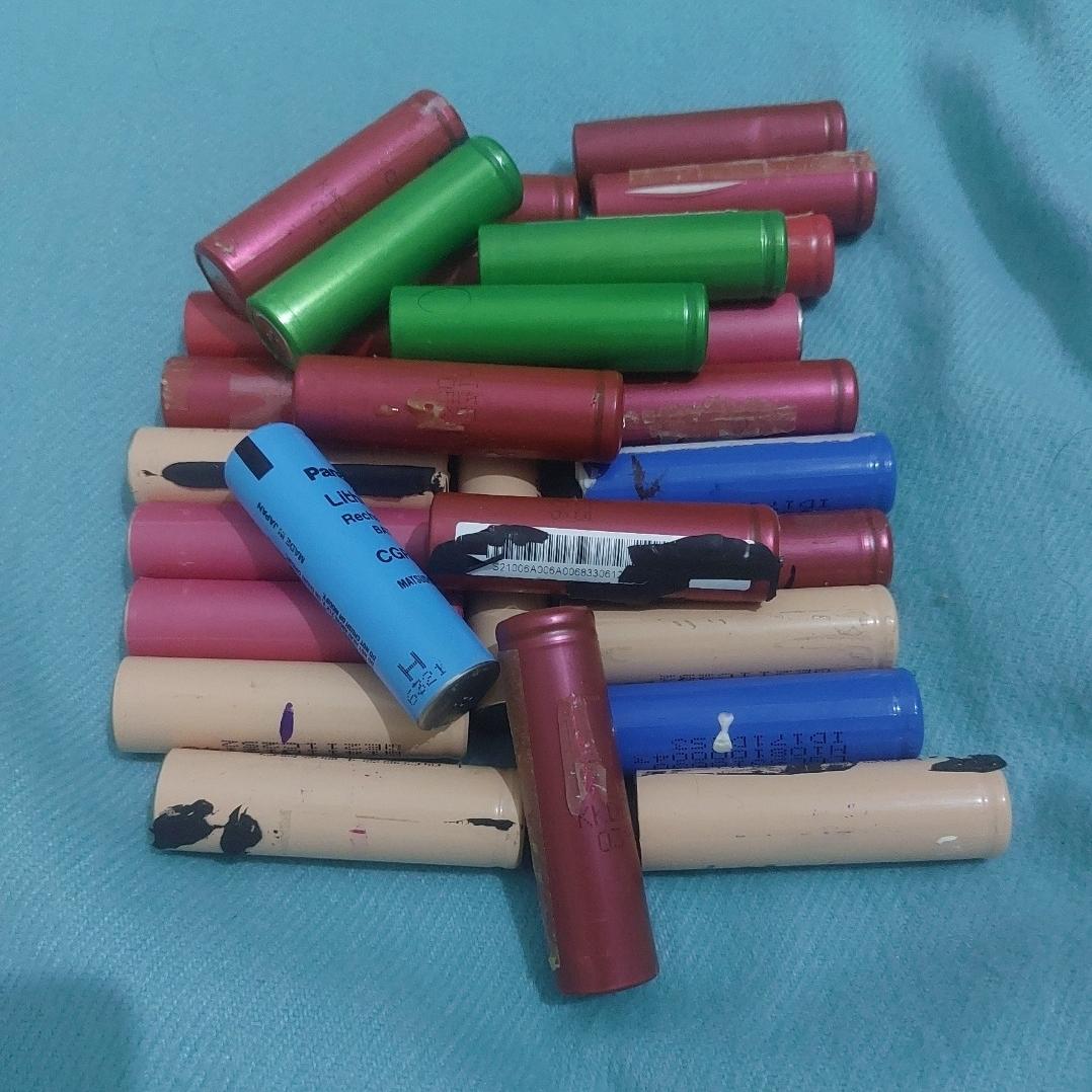 باتری لیتیوم یونی 18650 قابل شارژ اصلی (پک 5 عددی)