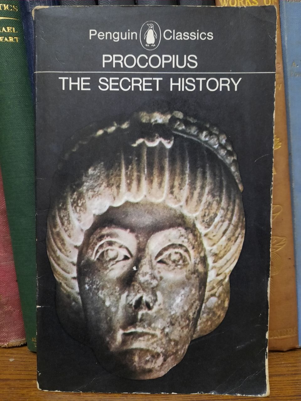 The Secret History تاریخ سری