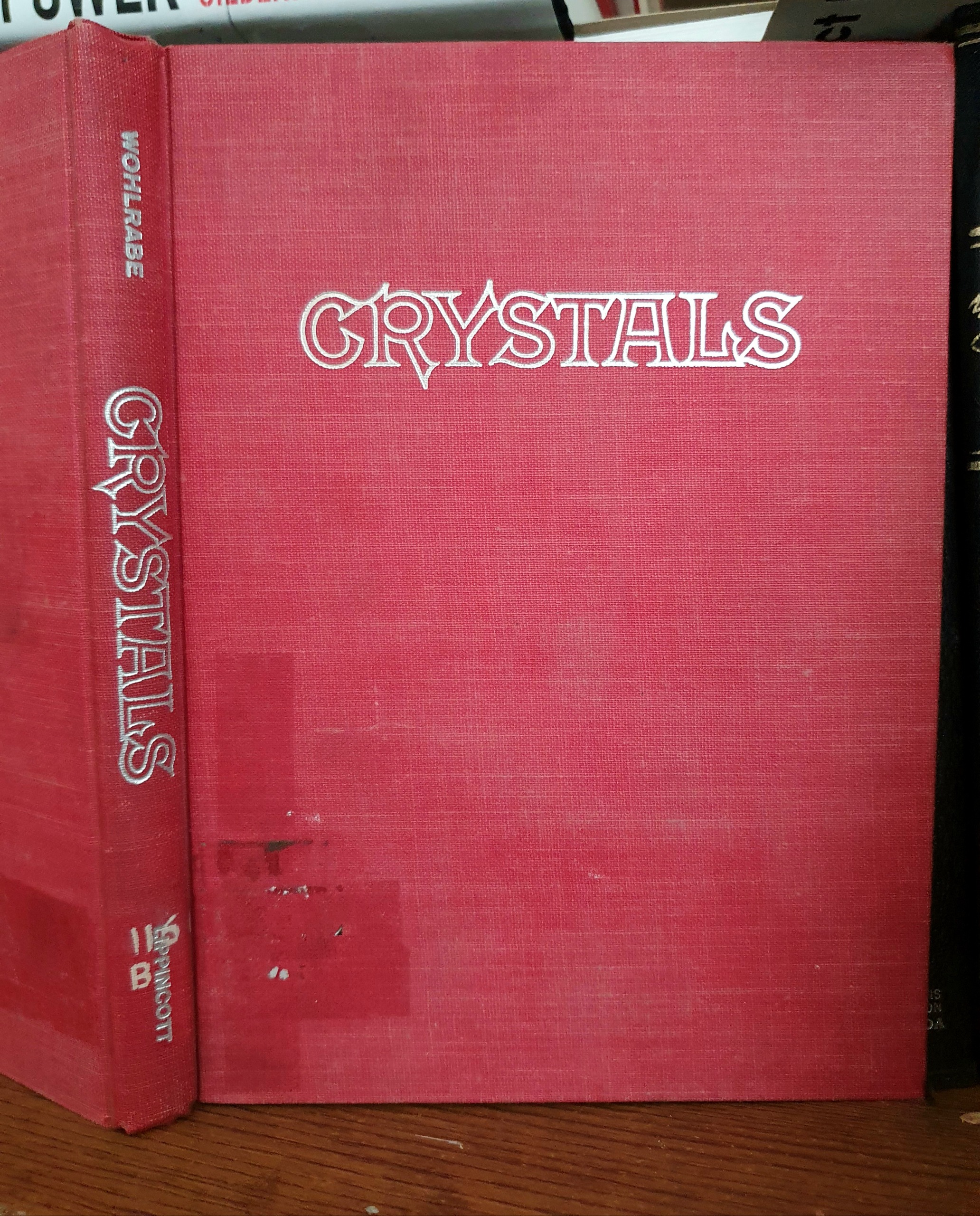 Crystals کریستال ها