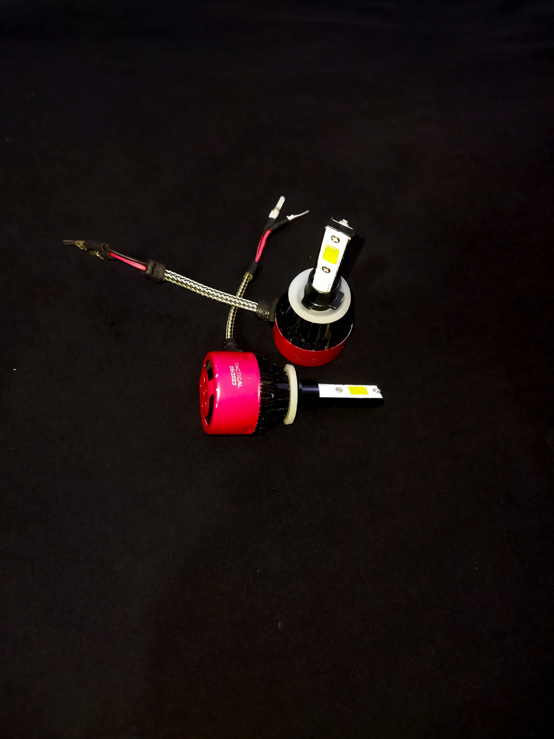 هدلایت h7 تاکتیکال تک کنتاک نور یخی