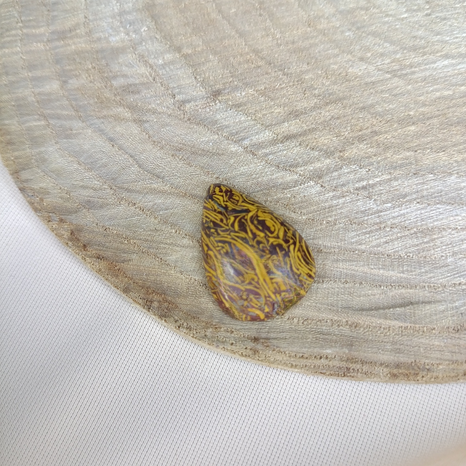 نگین تراش های جاسپر مریم