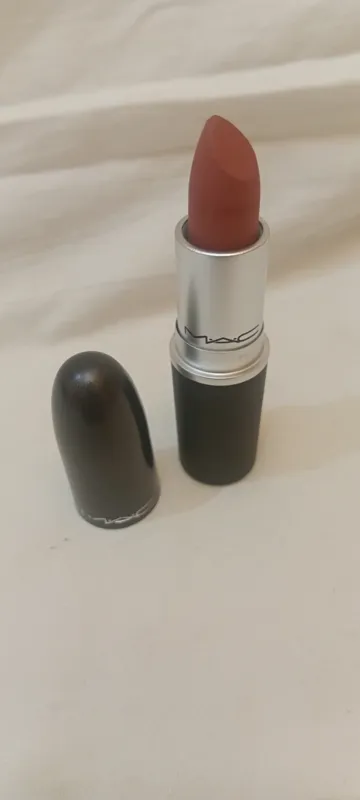 رژ لب مک اصل 930 POWDER KISS