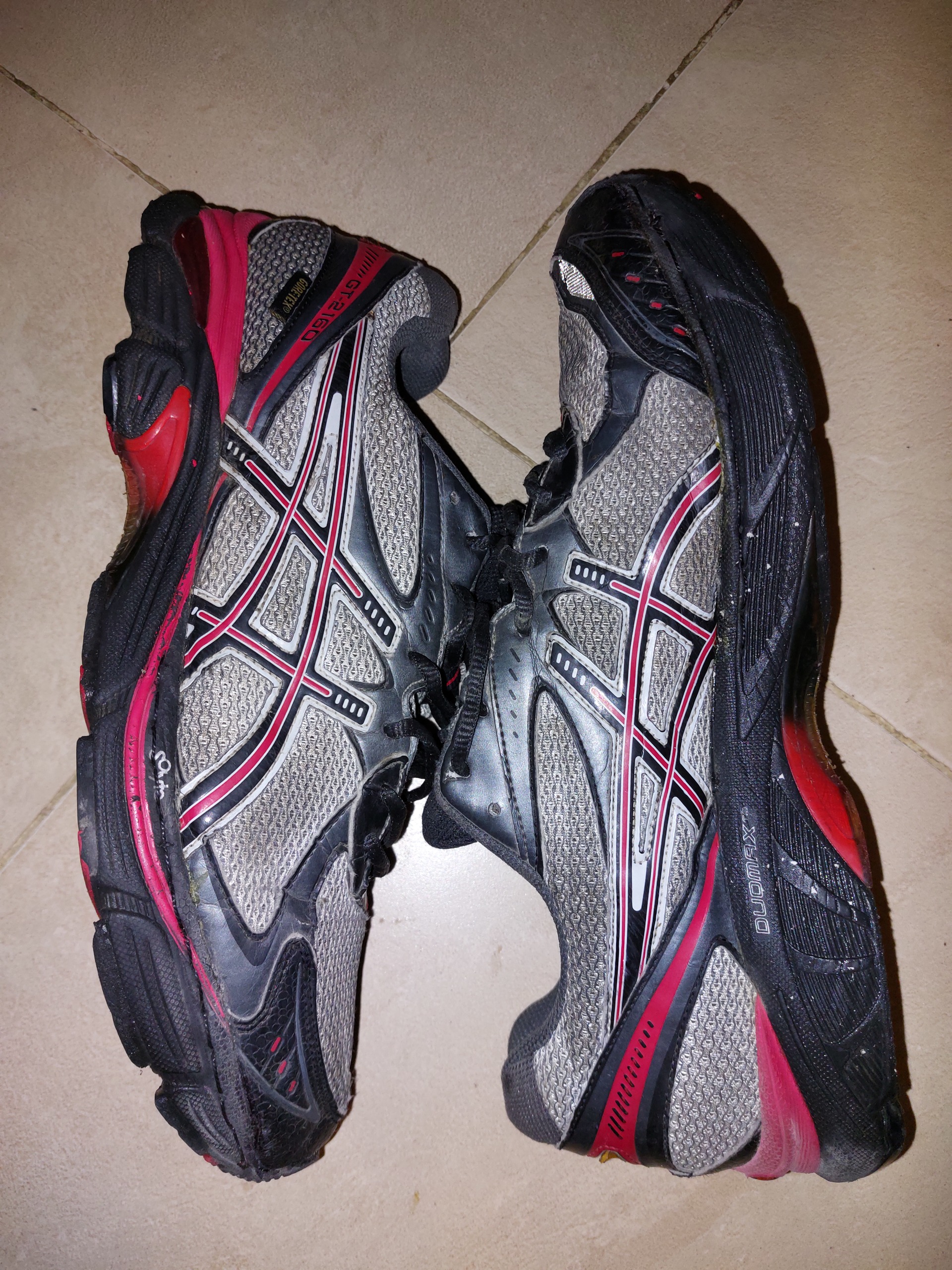 کتونی اورجینال اسیکس