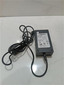 آداپتور
