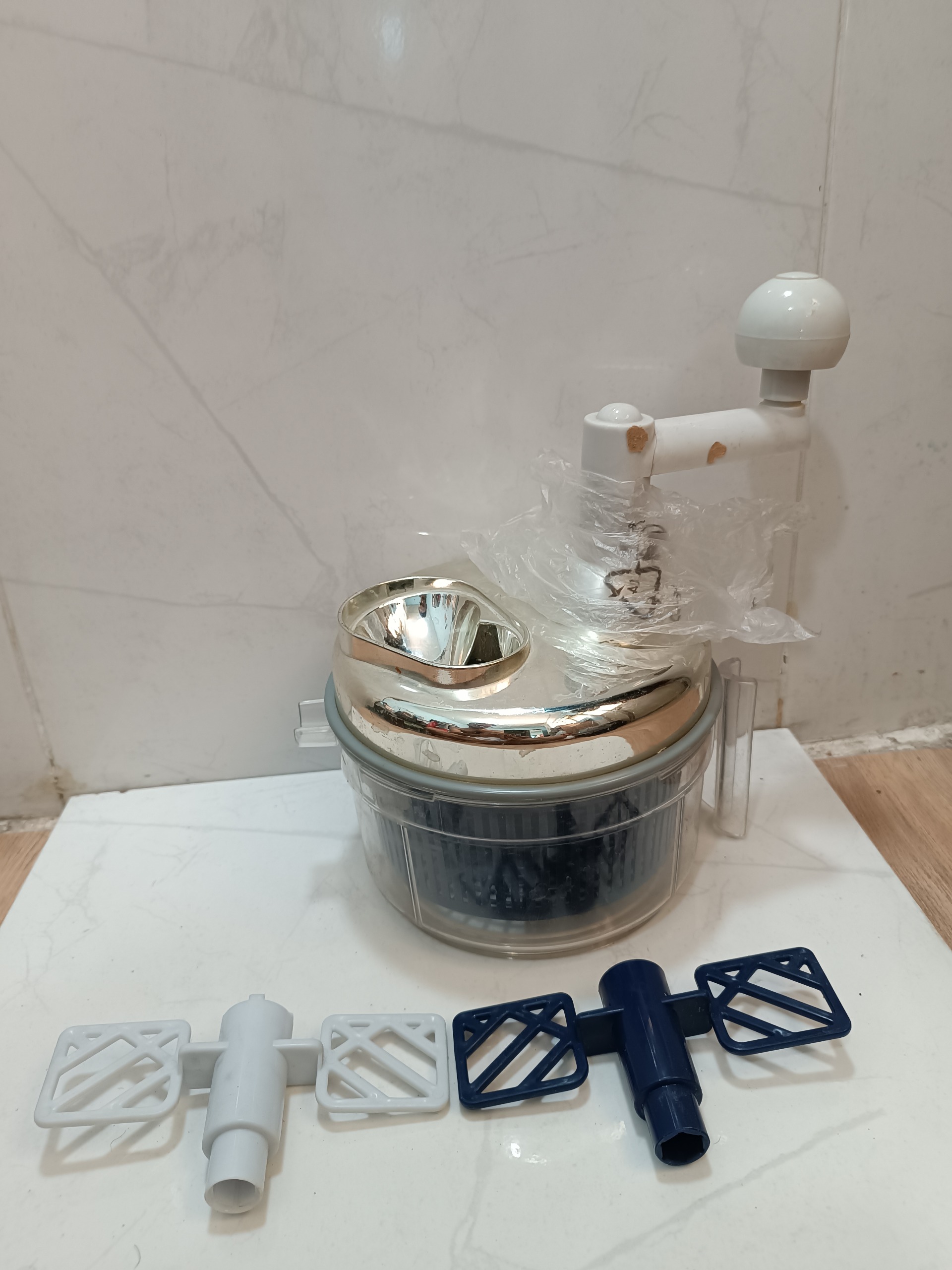 همزن دستی کاسه ای ژاپنی