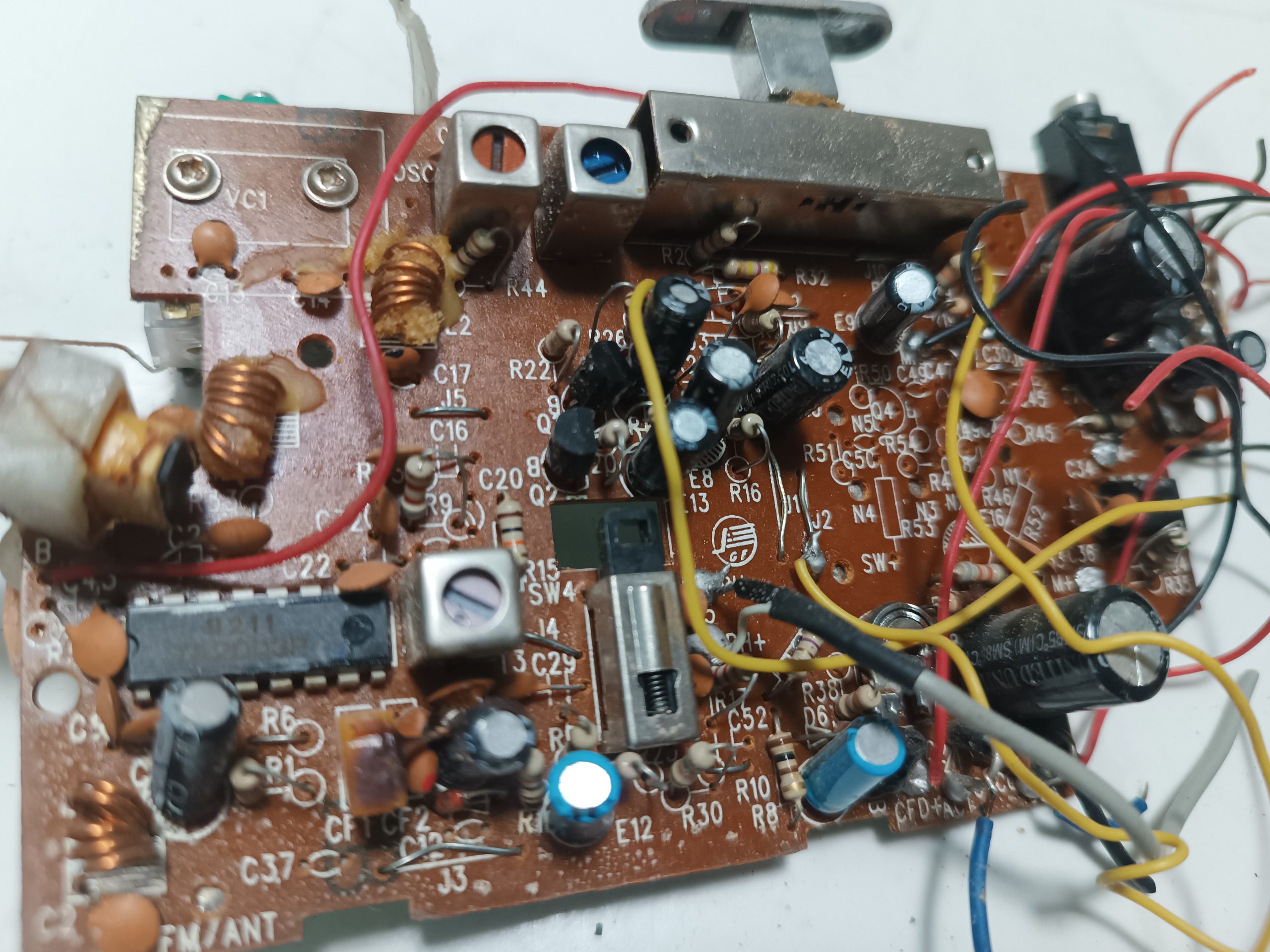 برد رادیو کامل سه موج