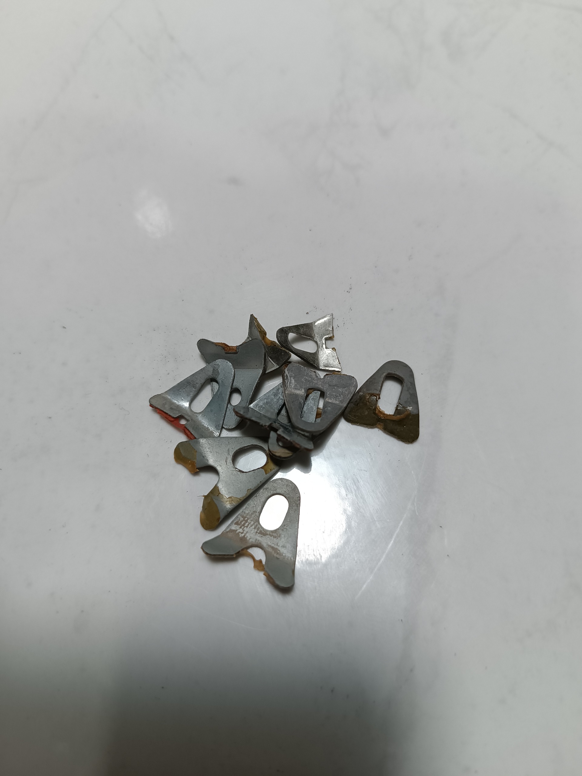 خار نگه دارنده بلندگو