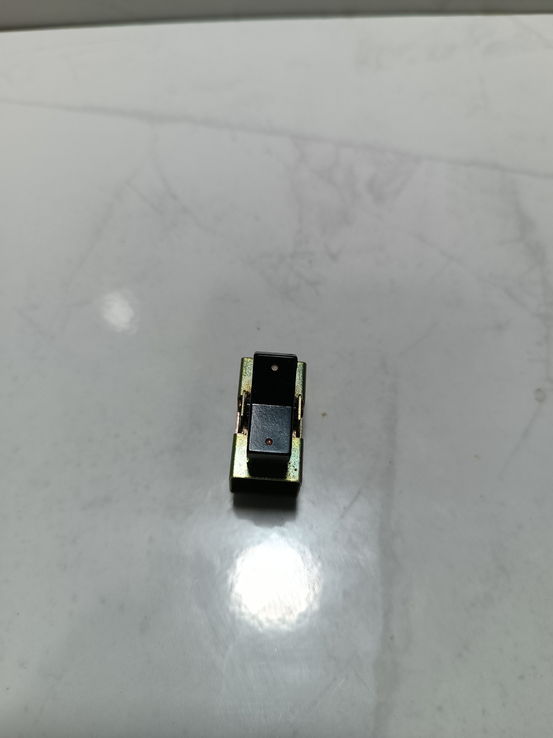 کلید دو حالته