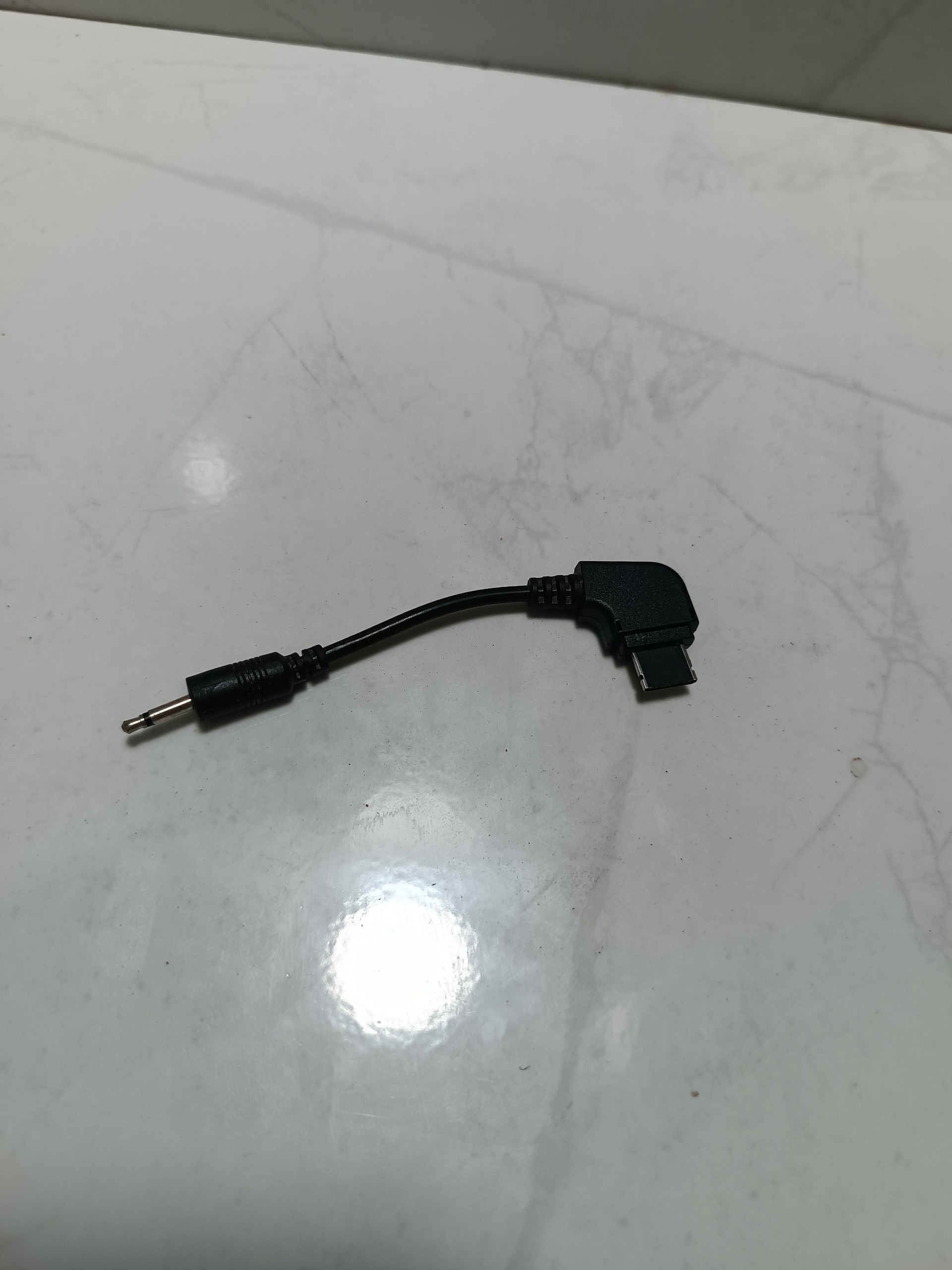 سیم شارژر موبایل قدیمی