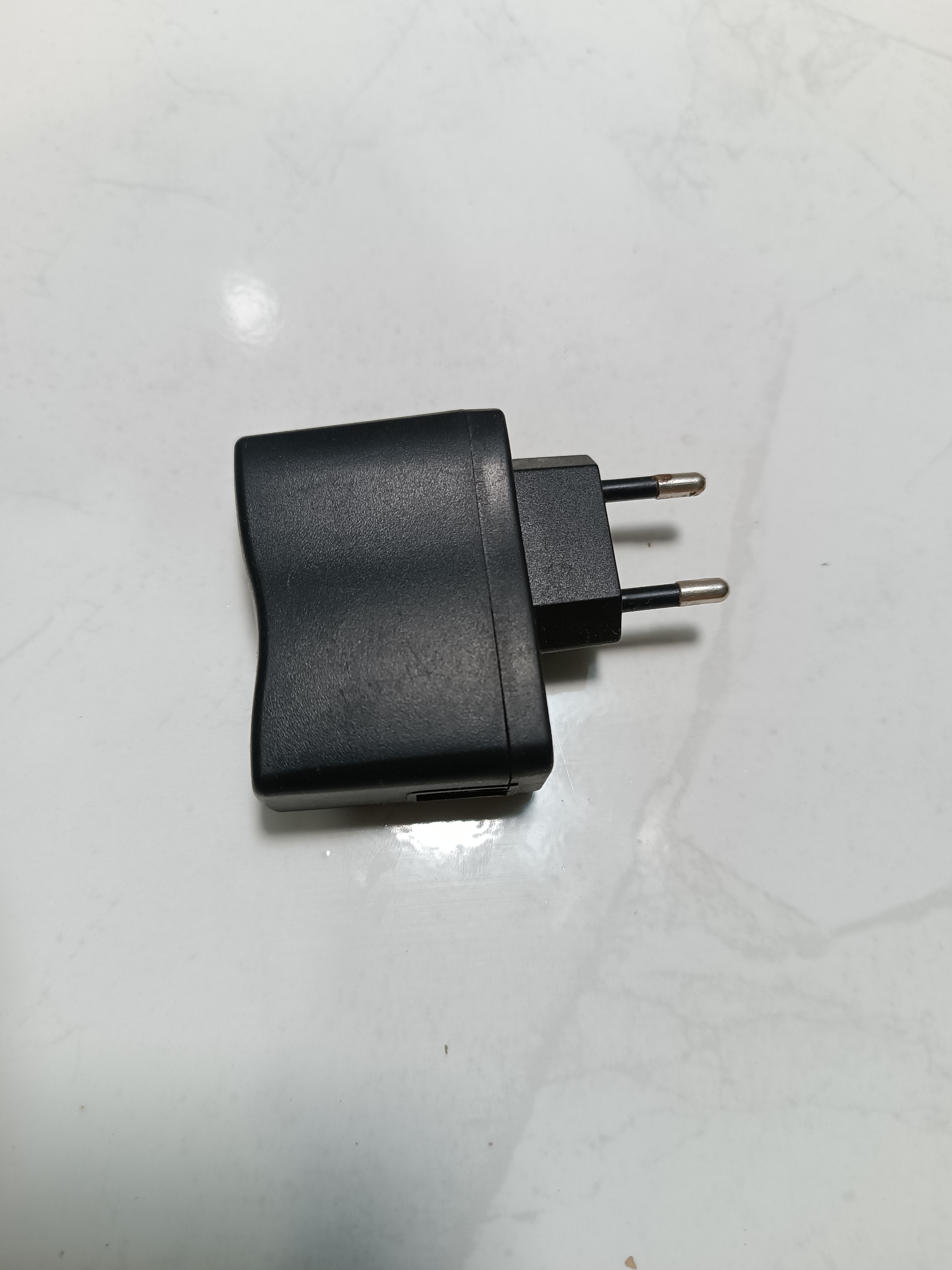 آداپتور 5 تا 9 ولت 250 میلی آمپر