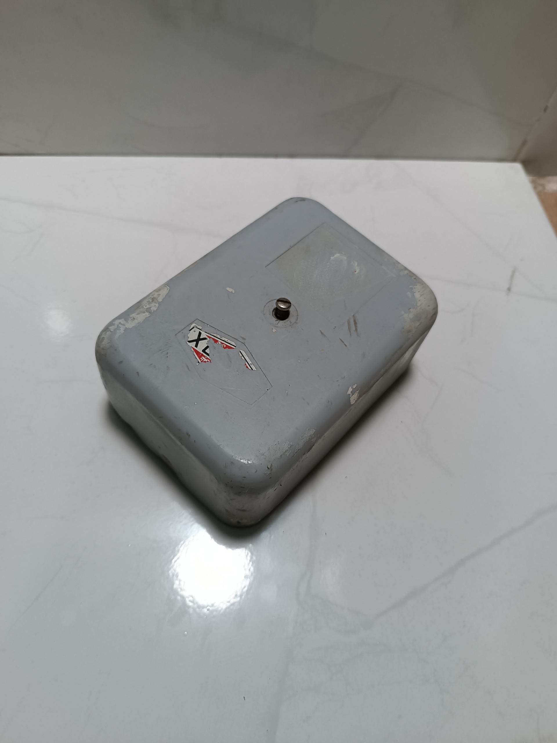 آداپتور ژاپنی 220 به 12 متناوب