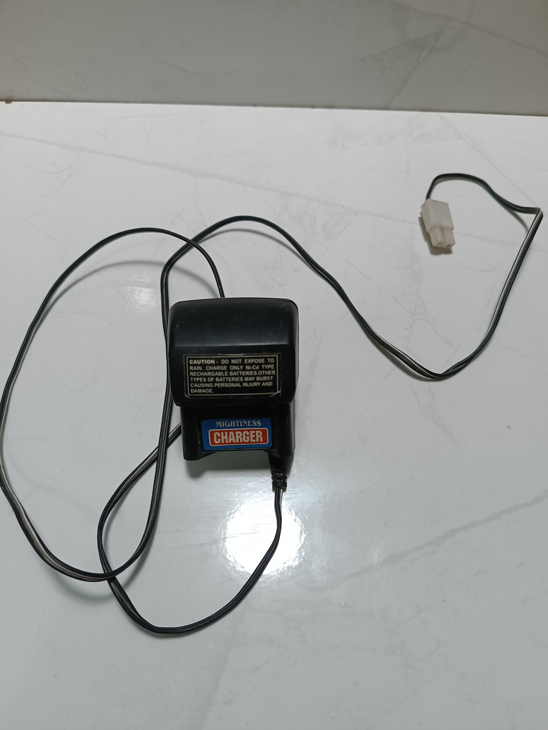 آداپتور ماشین شارژی