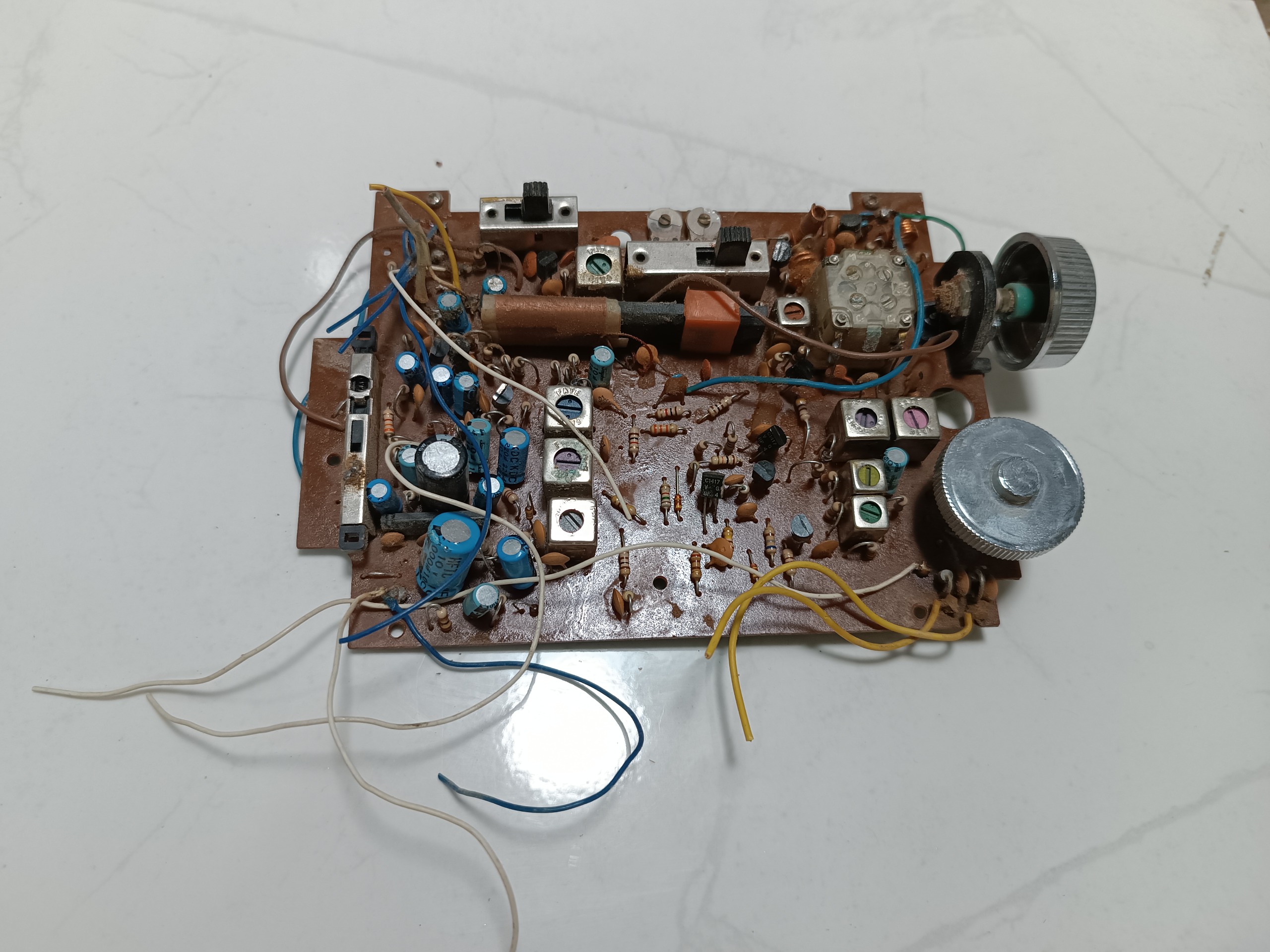 برد رادیو سه موج