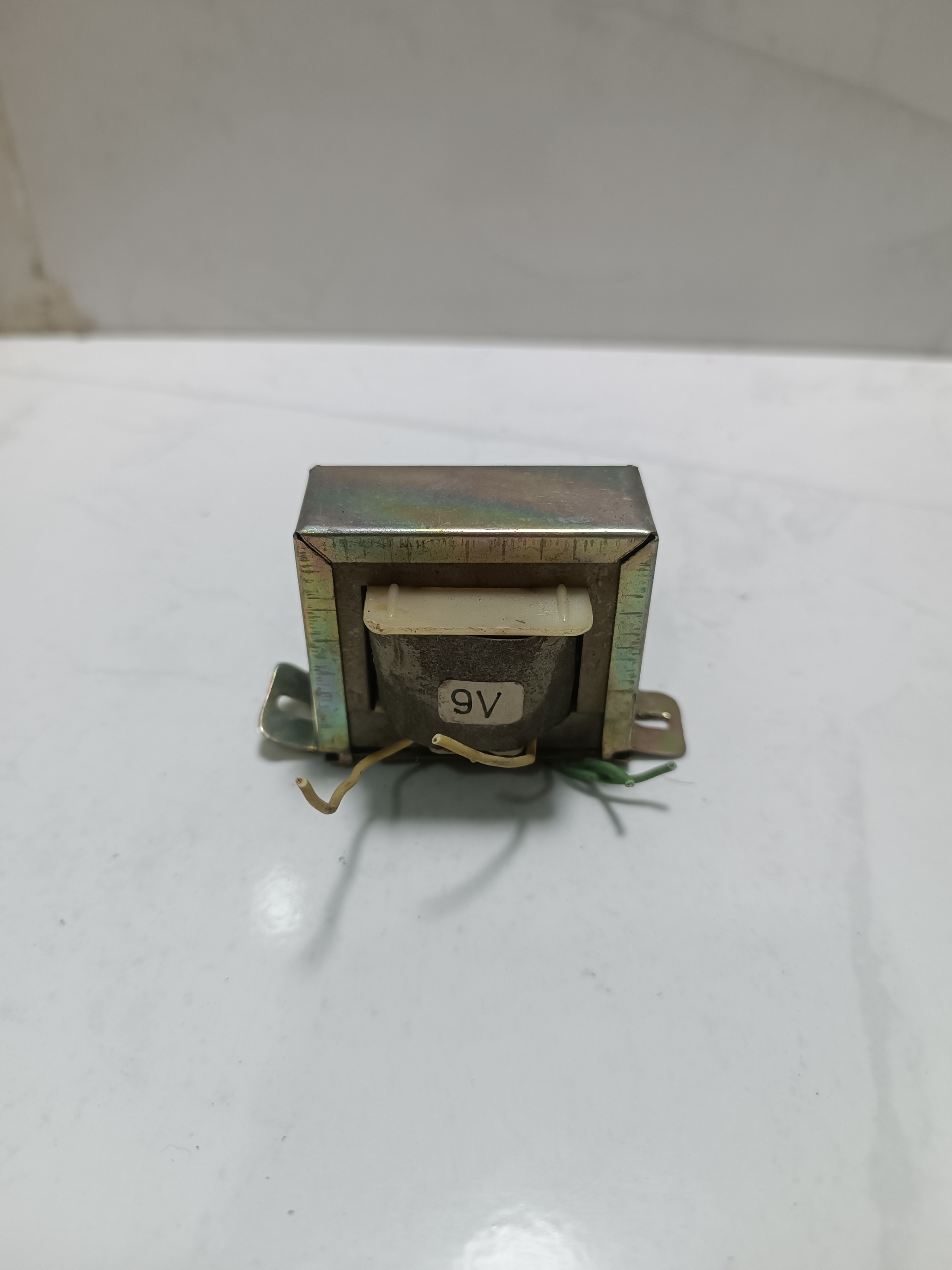 ترانس 9 ولت ژاپنی